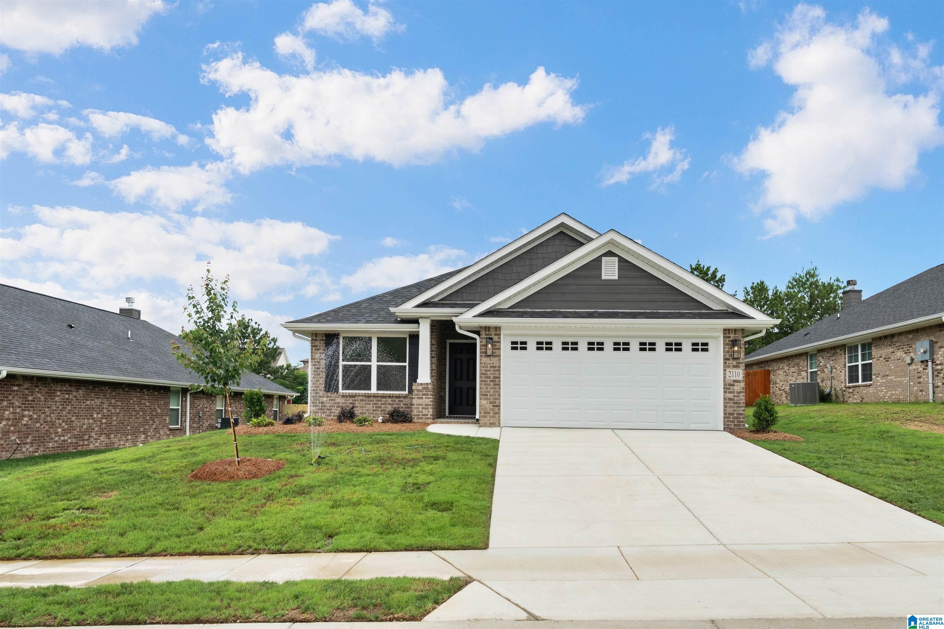2110 Turquoise Lane — photo