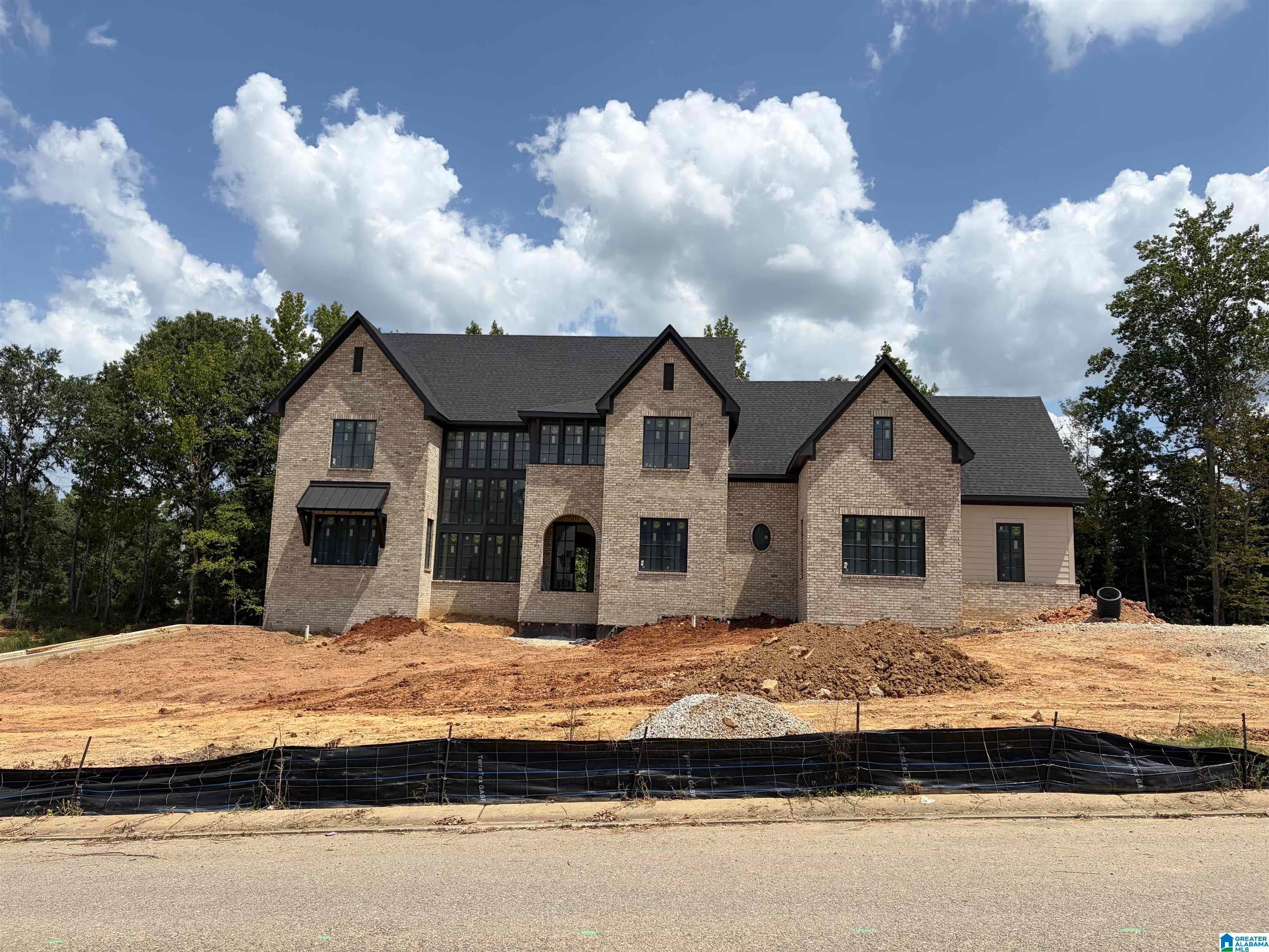2041 Highland Gate Way — photo