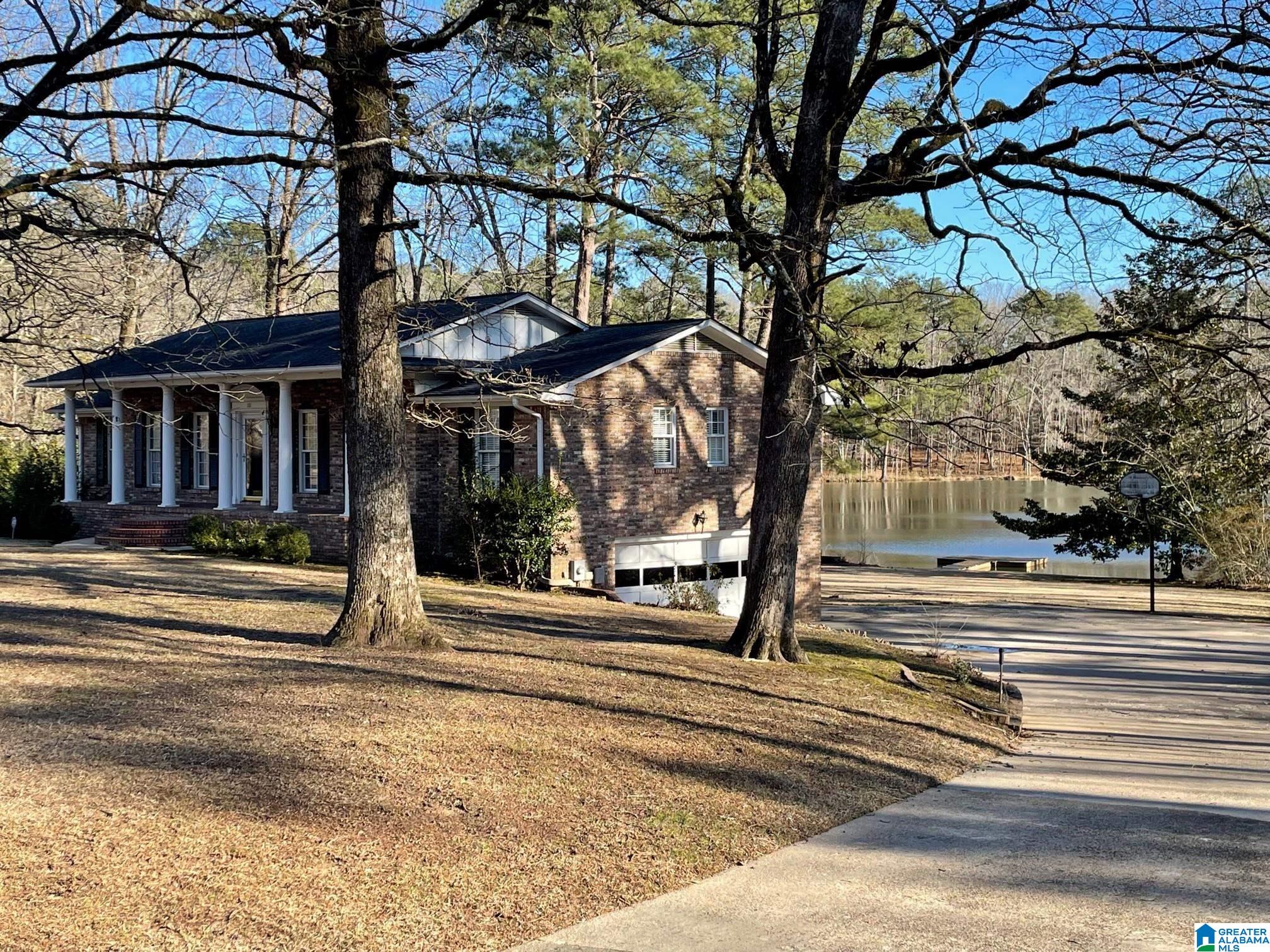 1111 Lake Park Drive — photo