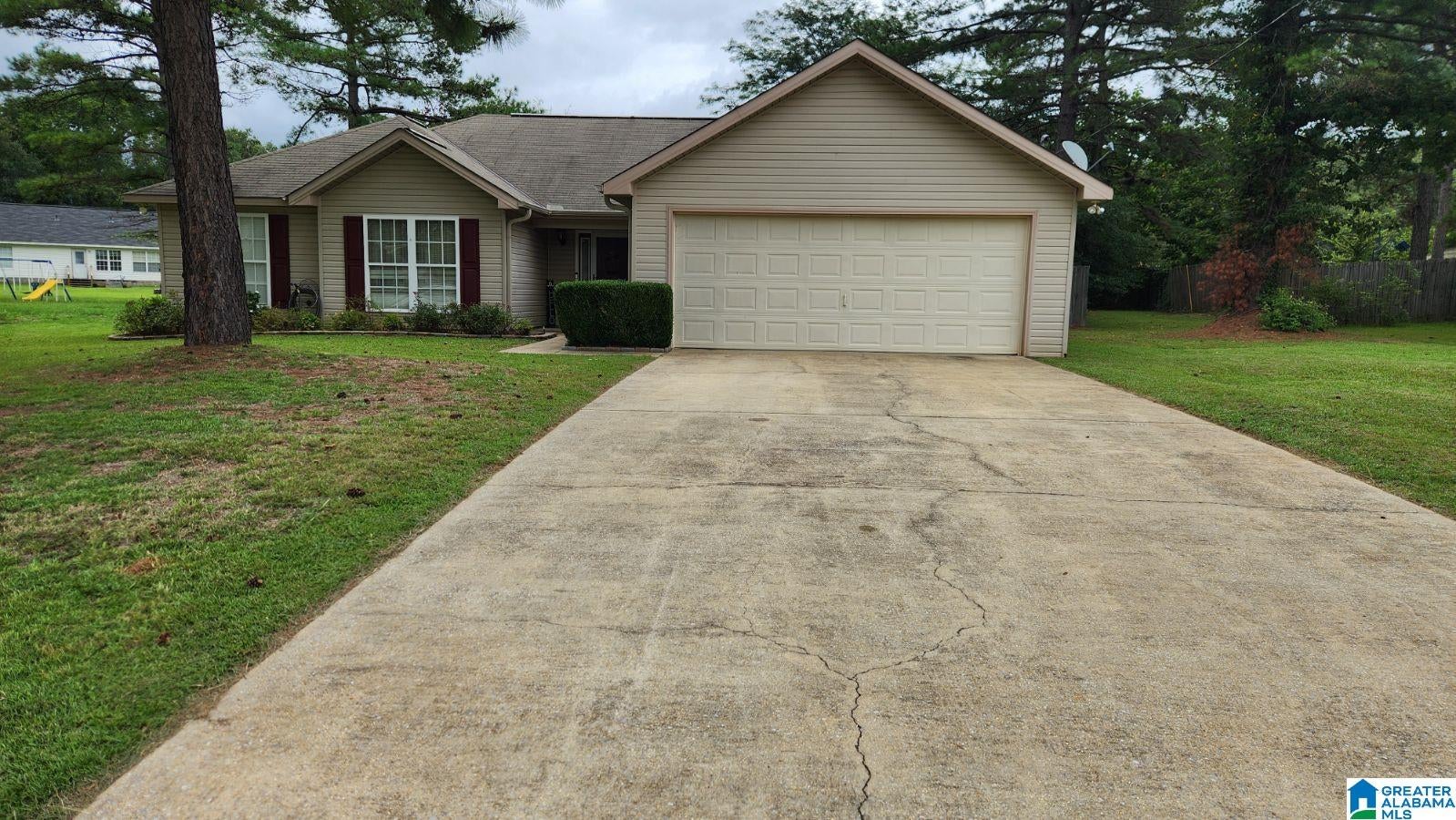 13844 Roanoke Drive — photo