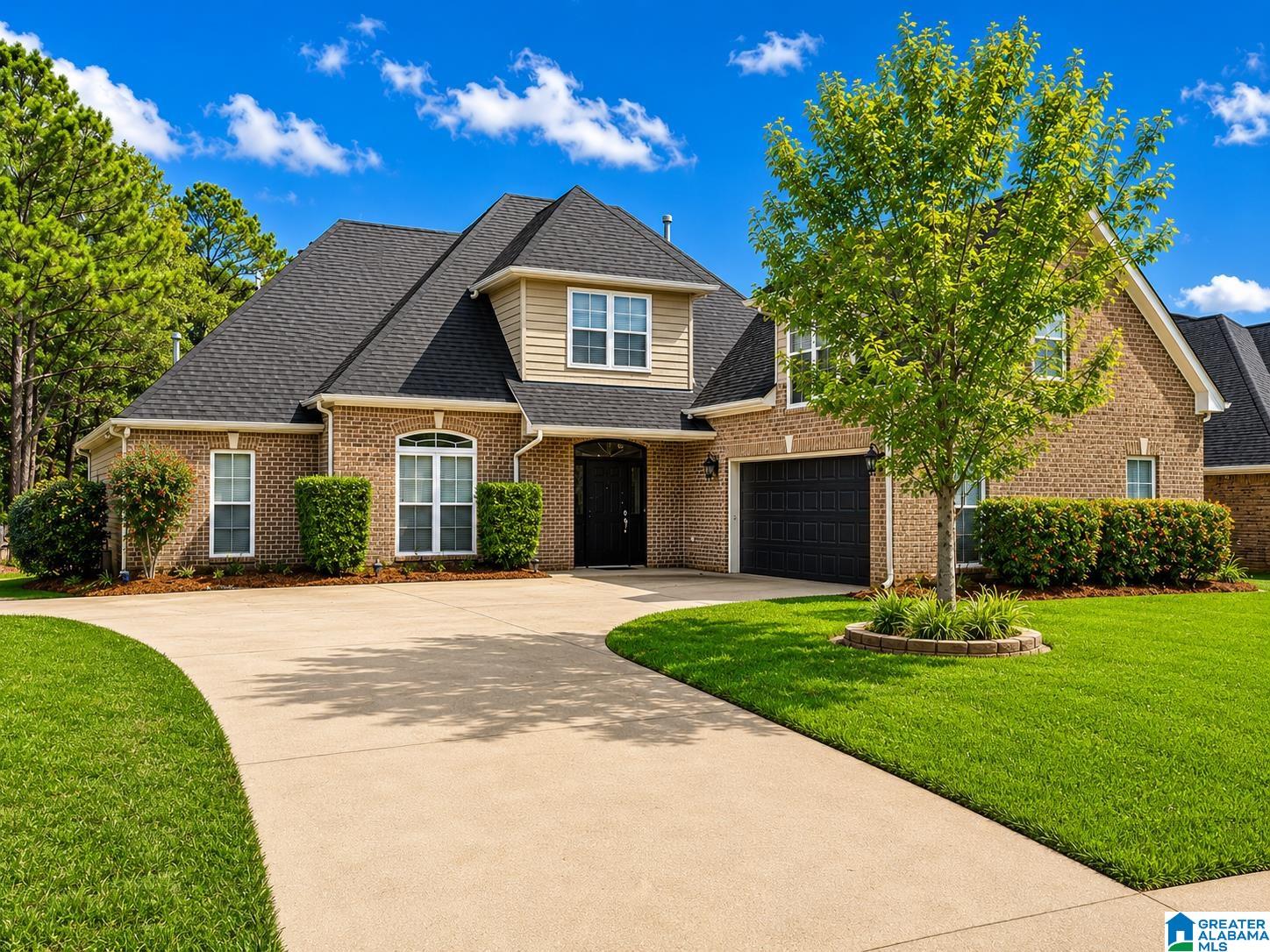 233 Wynlake Drive — photo