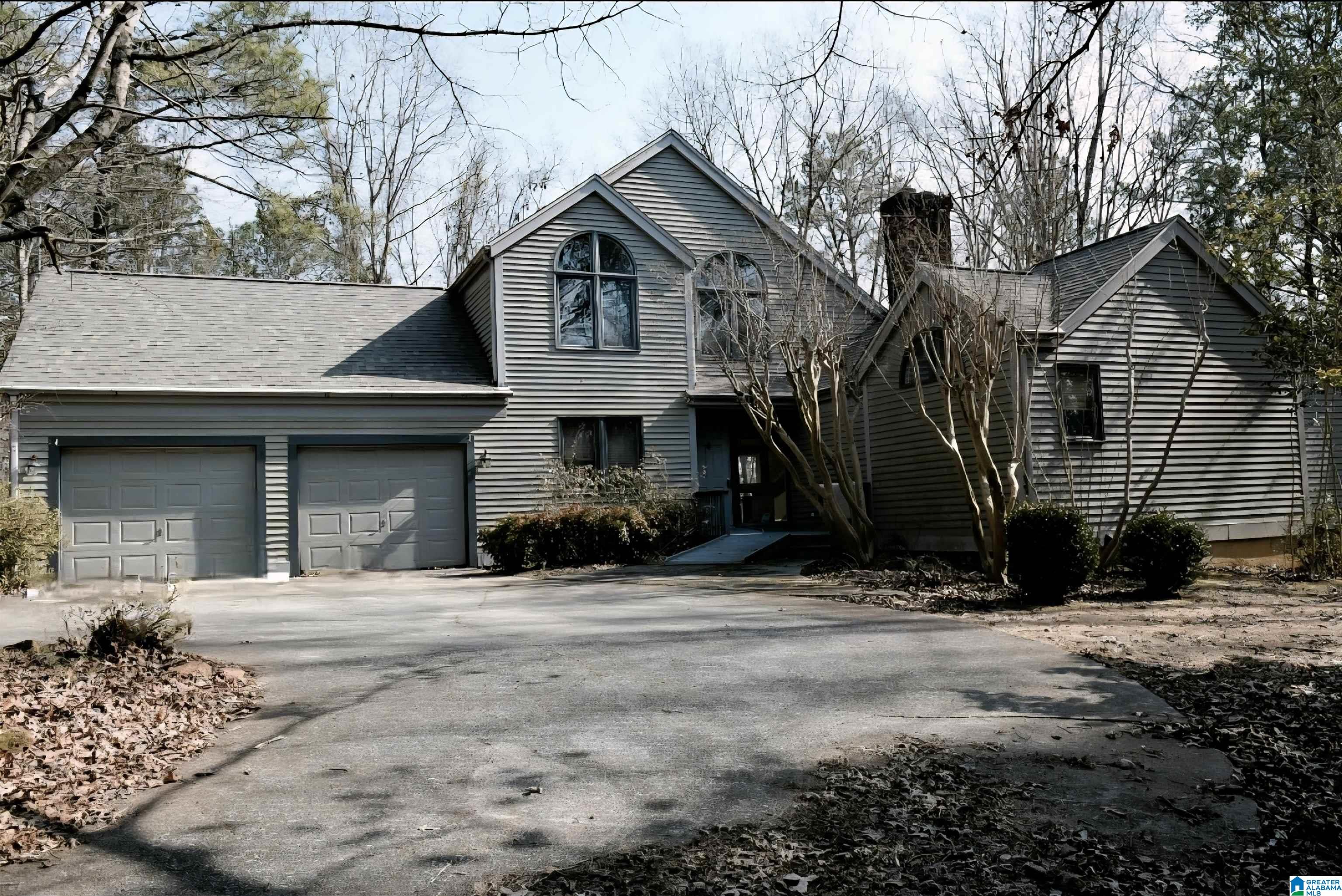 1200 Pine Ridge Circle — photo