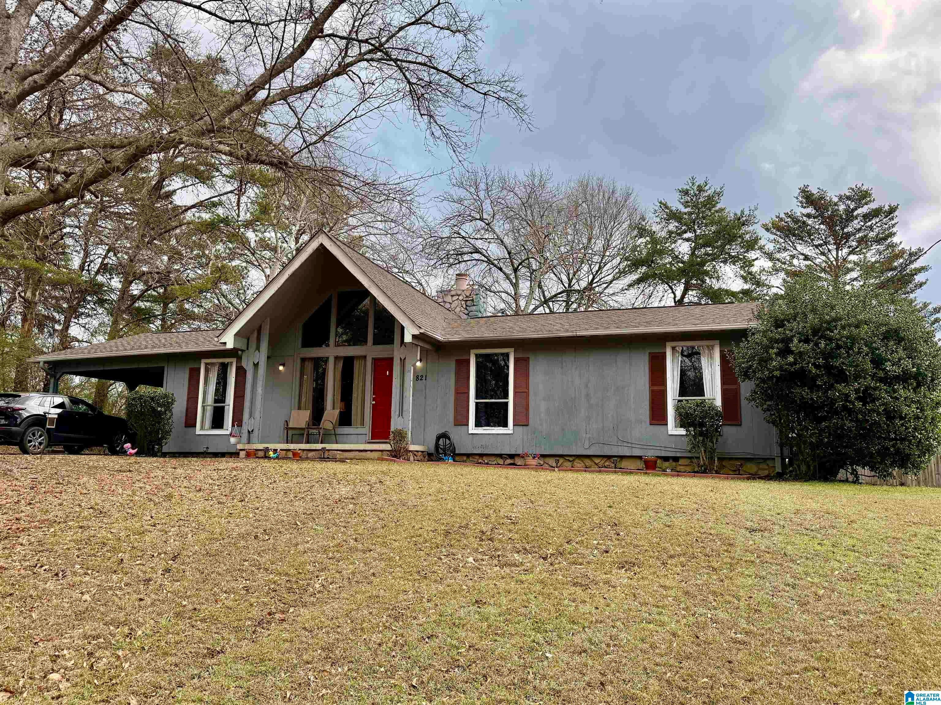 821 Twin Ridge Drive — photo