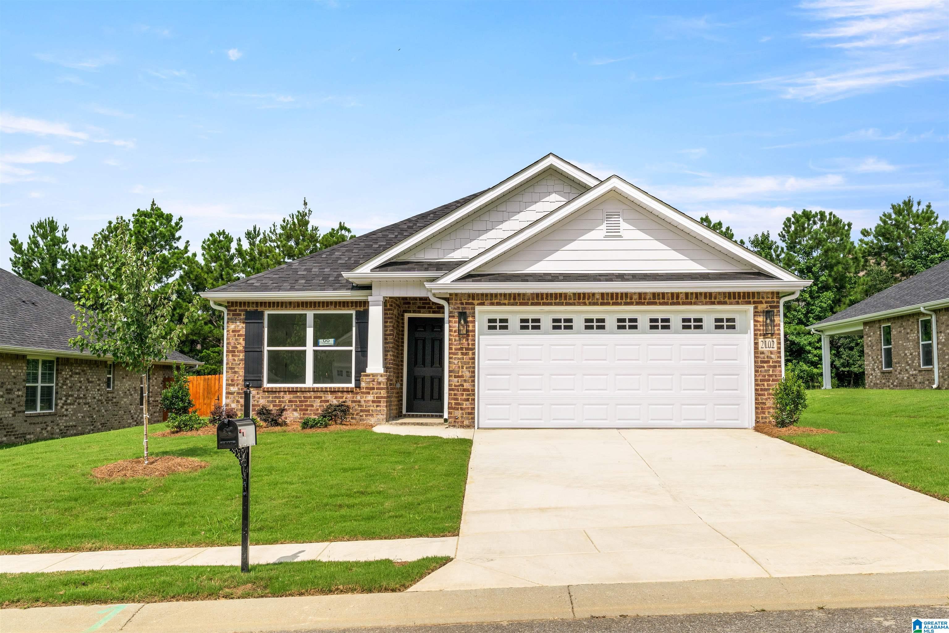 2102 Turquoise Lane — photo