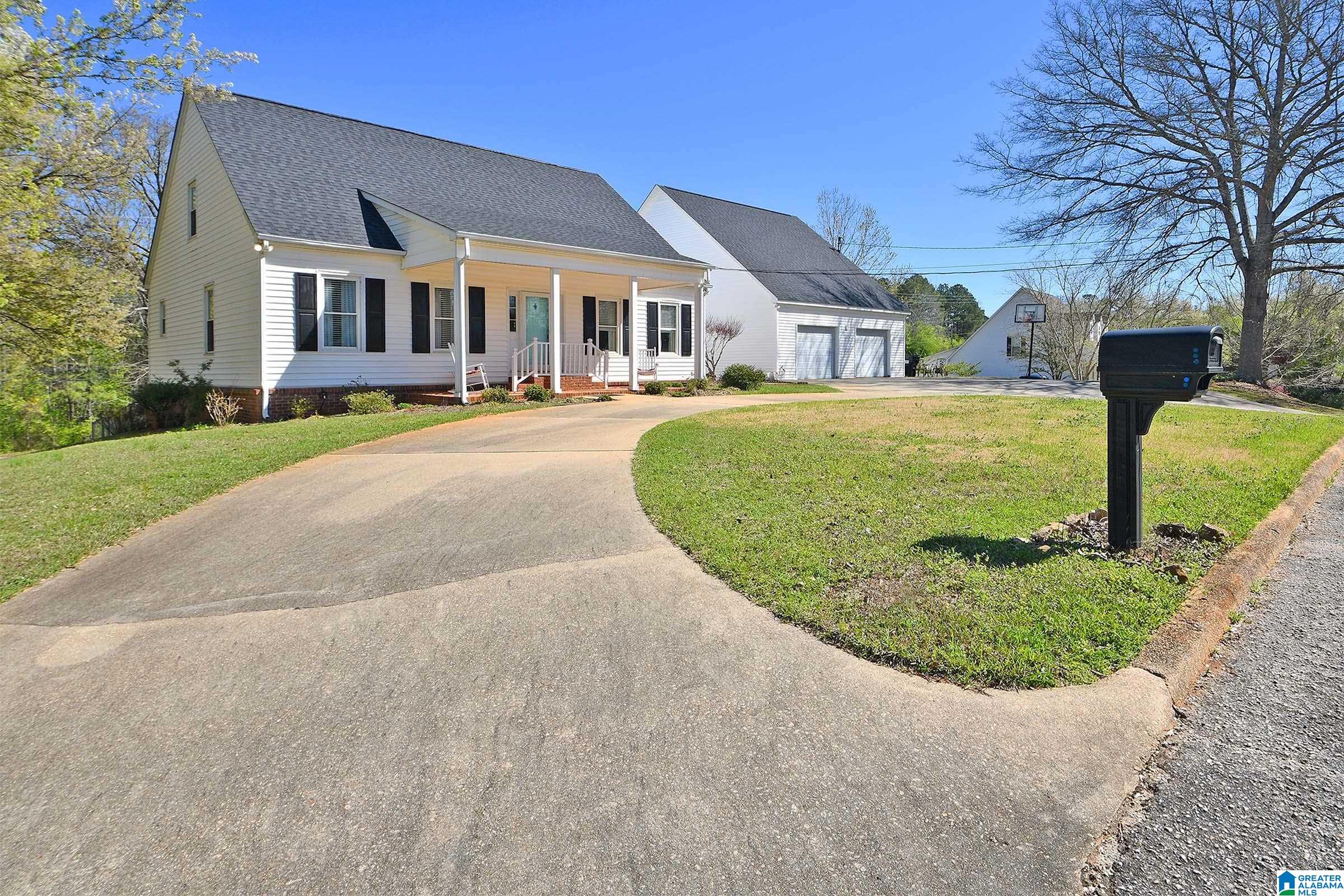 418 Whippoorwill Drive — photo