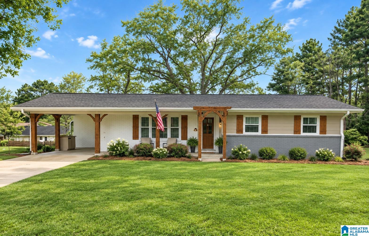 33 Pine Circle — photo