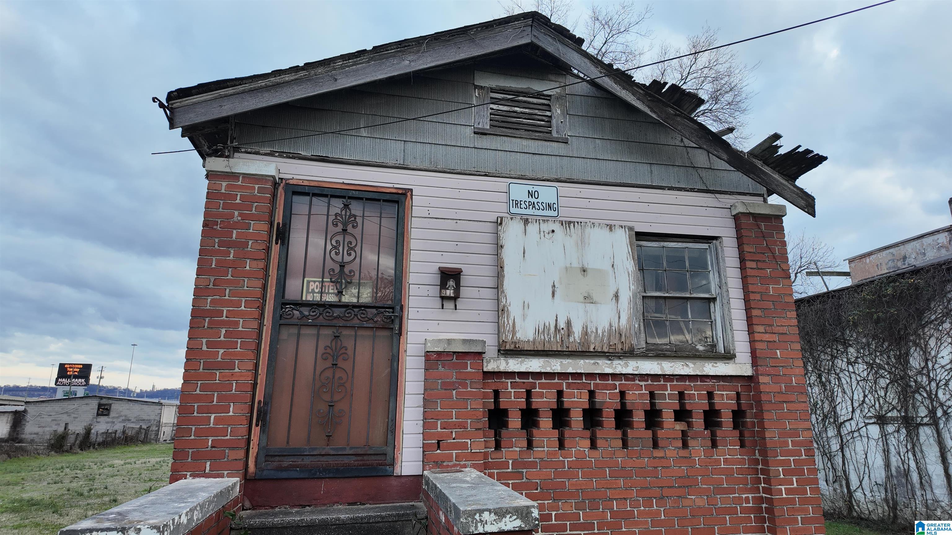 917 Rev Abraham Woods Jr Boulevard — photo