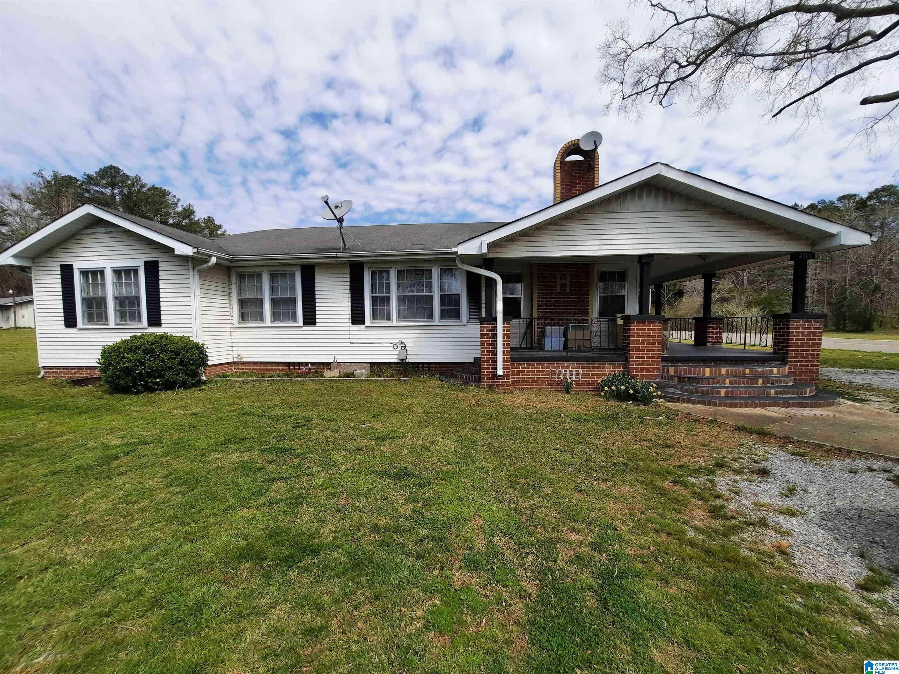 3701 Roy Webb Road — photo