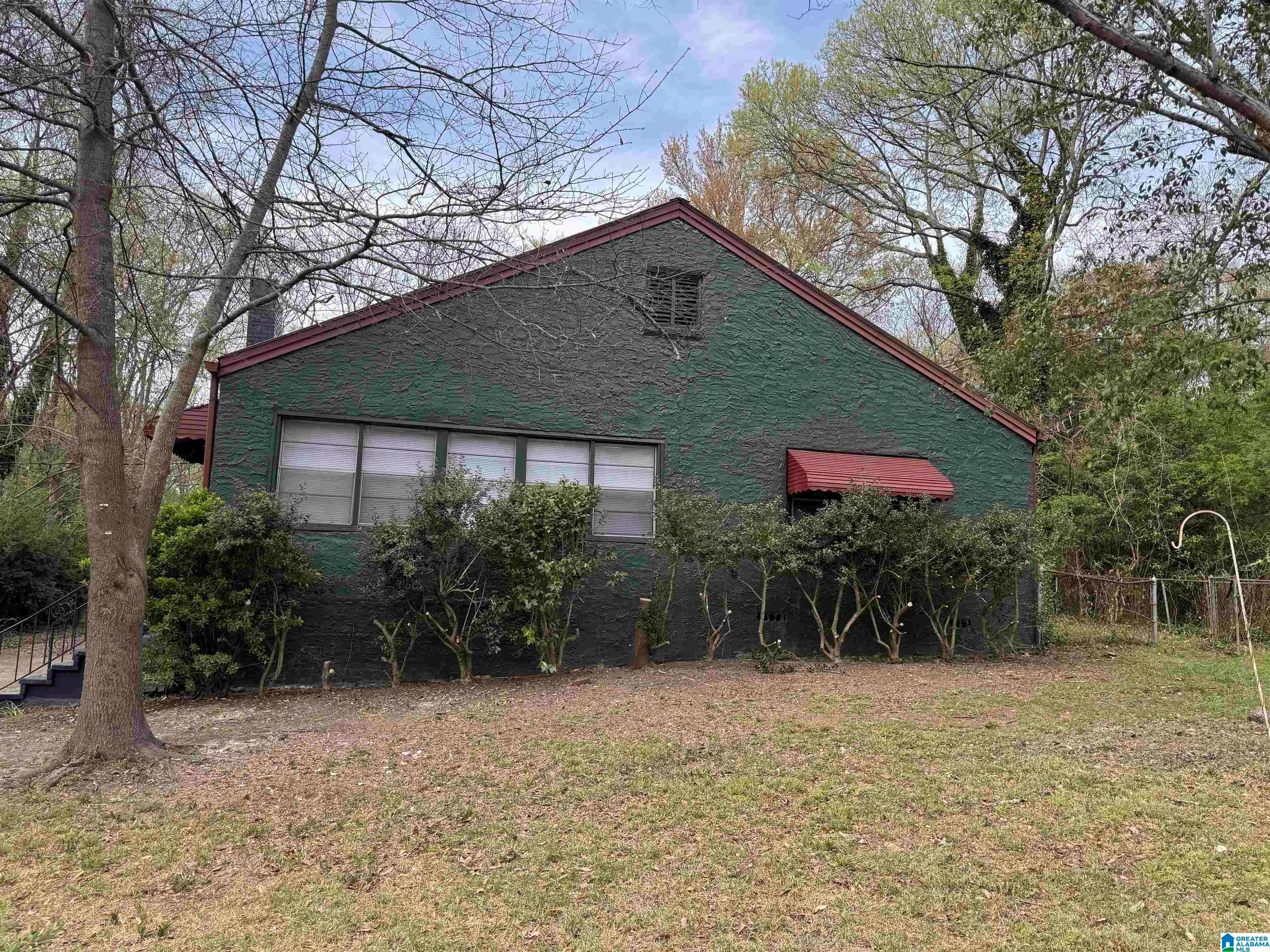 1300 8th Avenue — photo