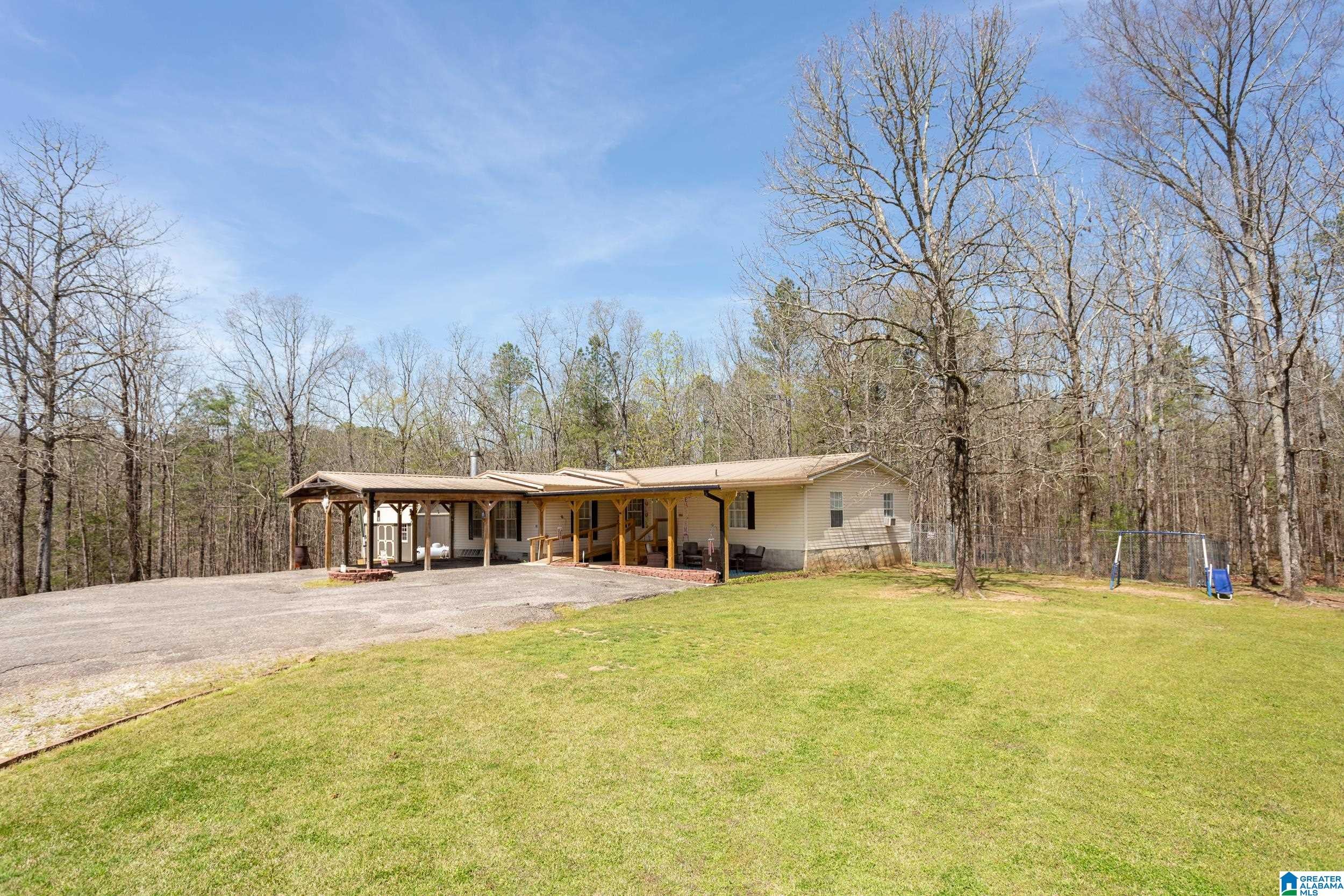 1060 Boiling Springs Road — photo