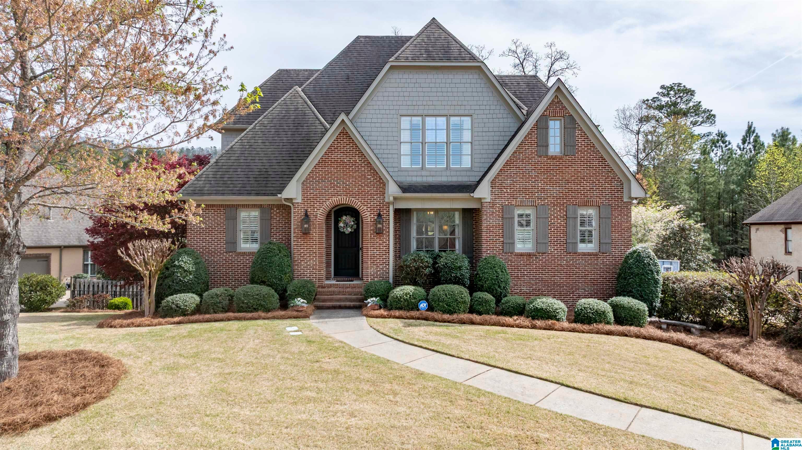 1005 Wesley Trace — photo