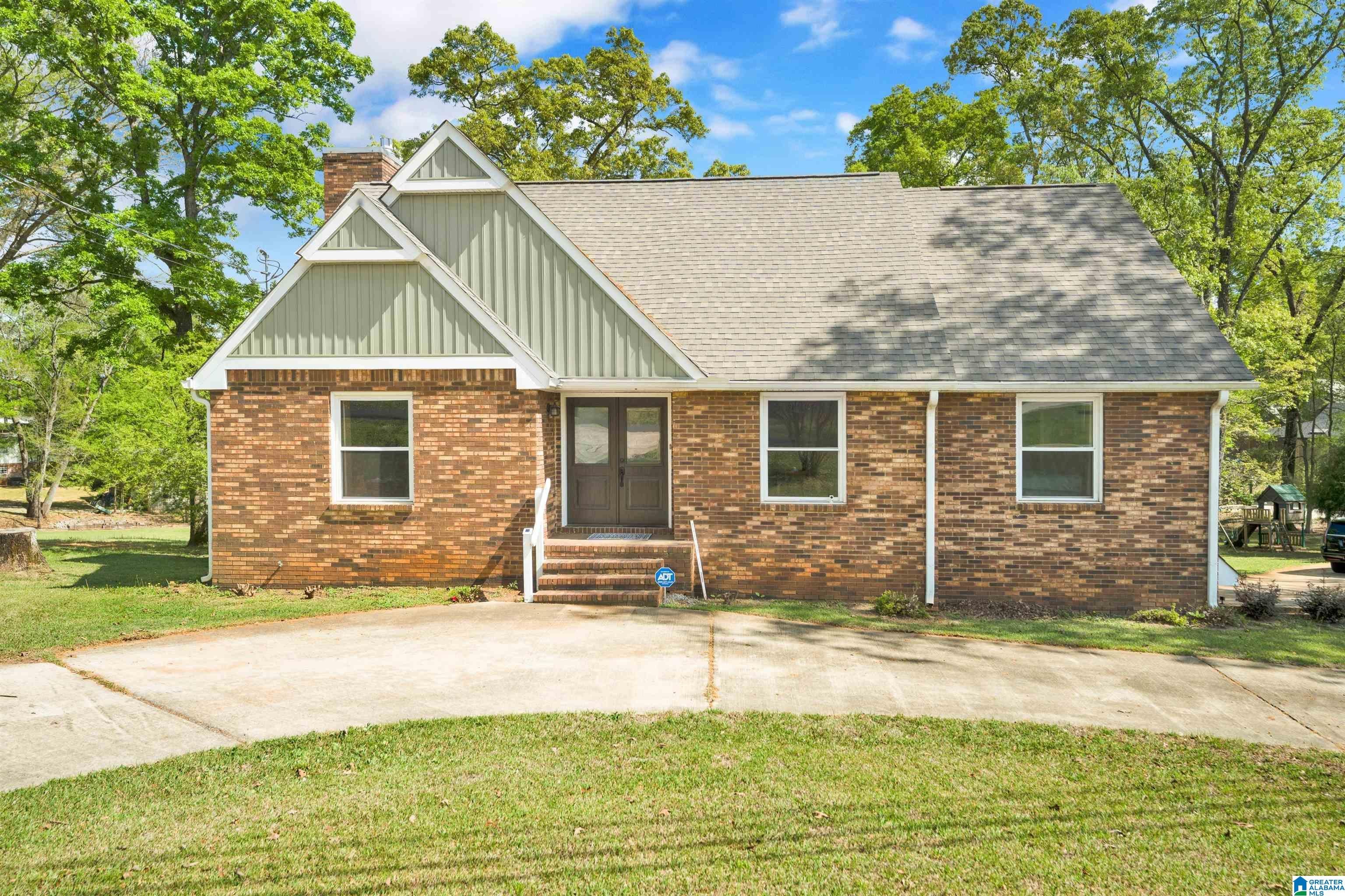 5802 Lee Road — photo