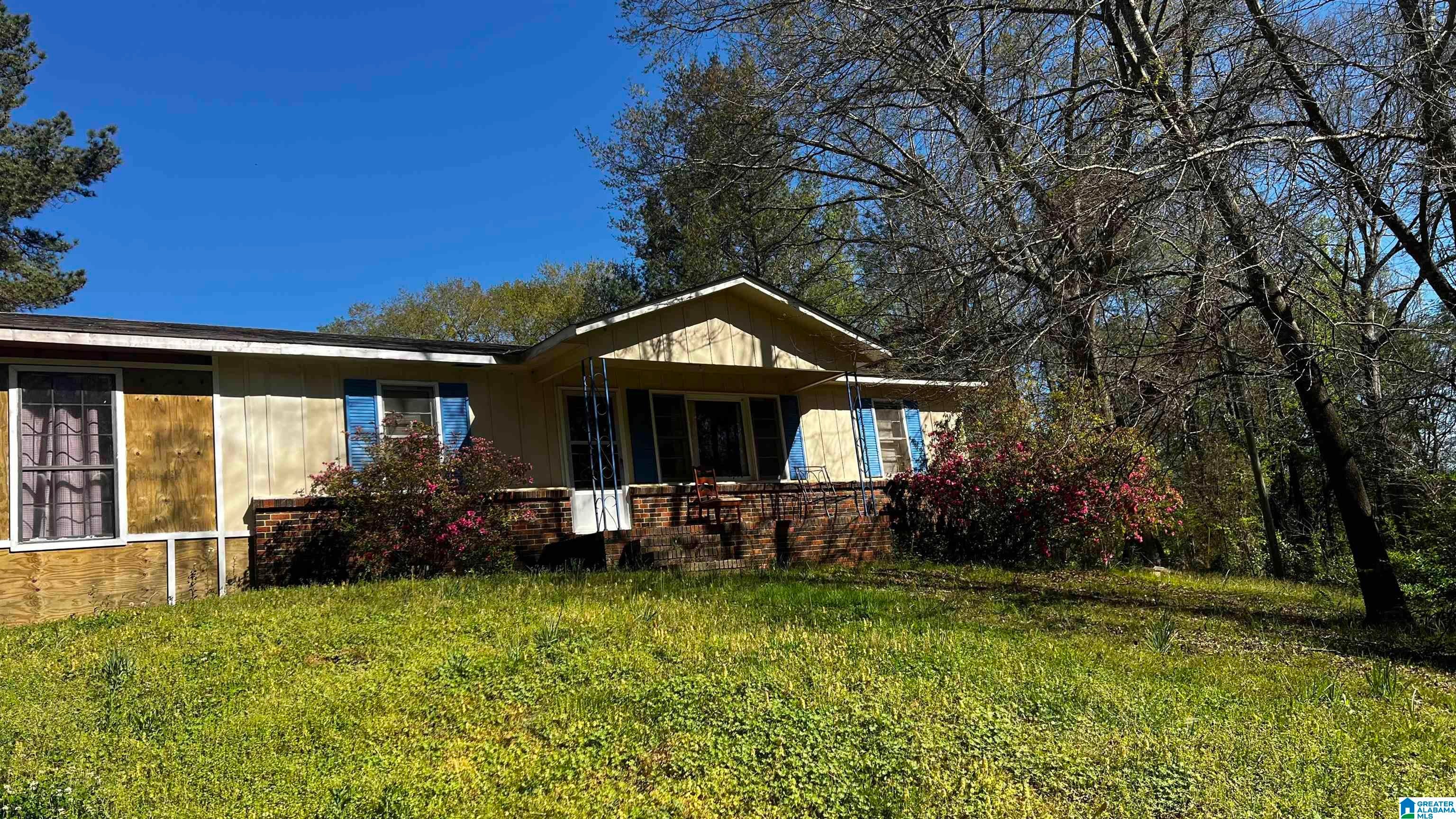 273 Johnson Circle — photo