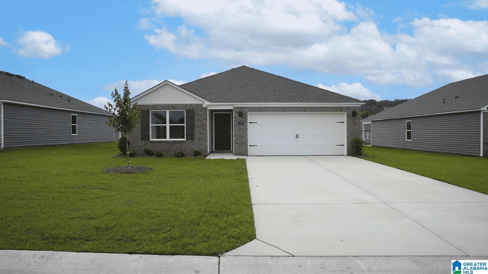 1700 Birch Bark Lane — photo