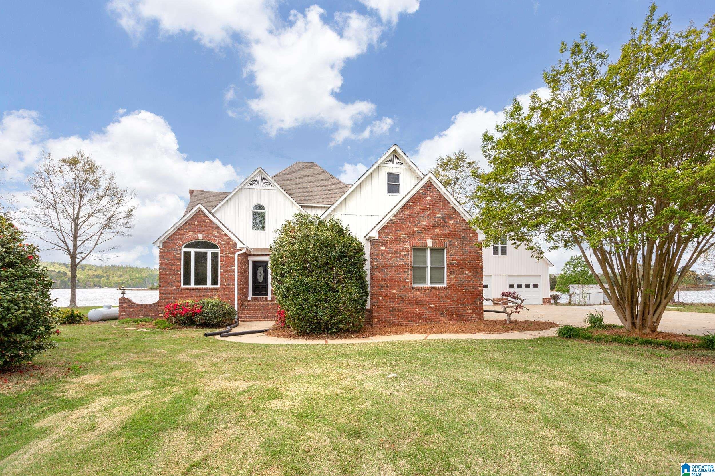 4720 Grant Drive — photo