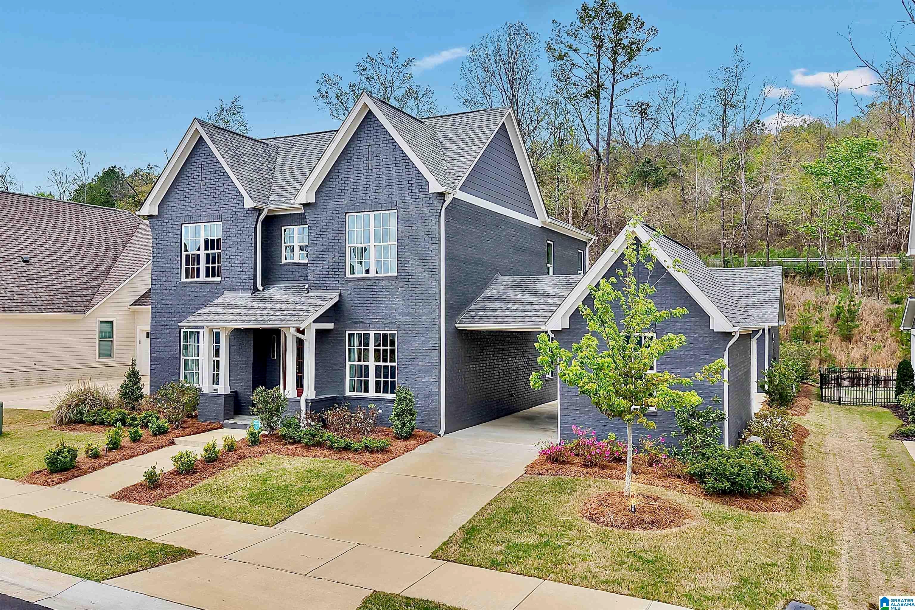 1005 Clifton Road — photo