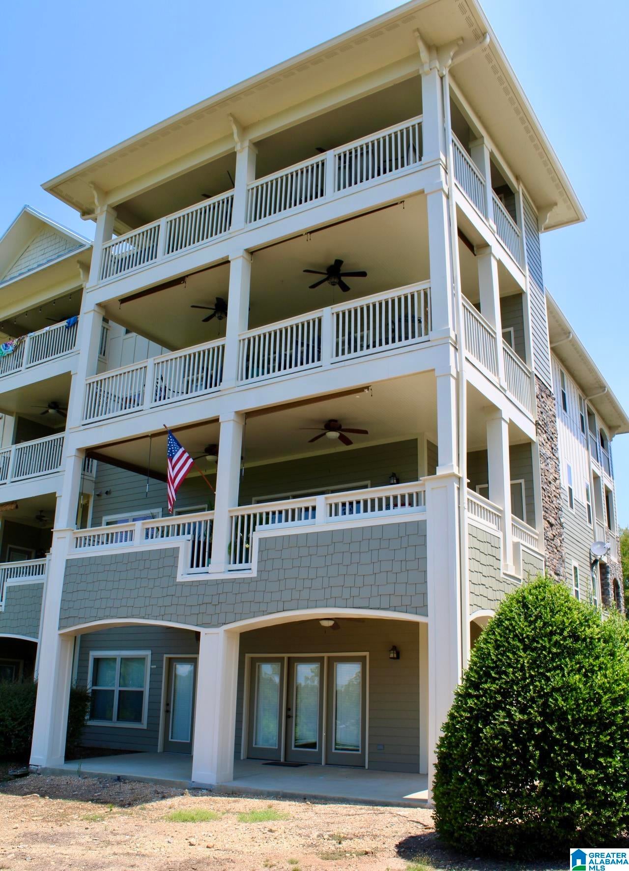 475 River Forest Lane 1150 — photo