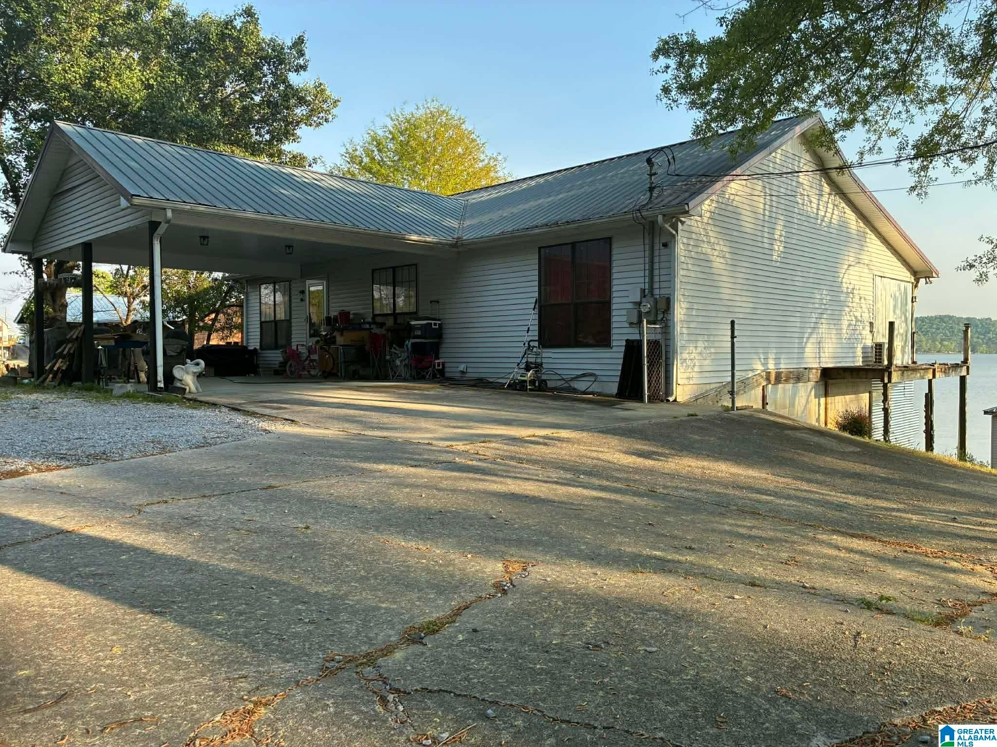 39 Sandhill Drive — photo