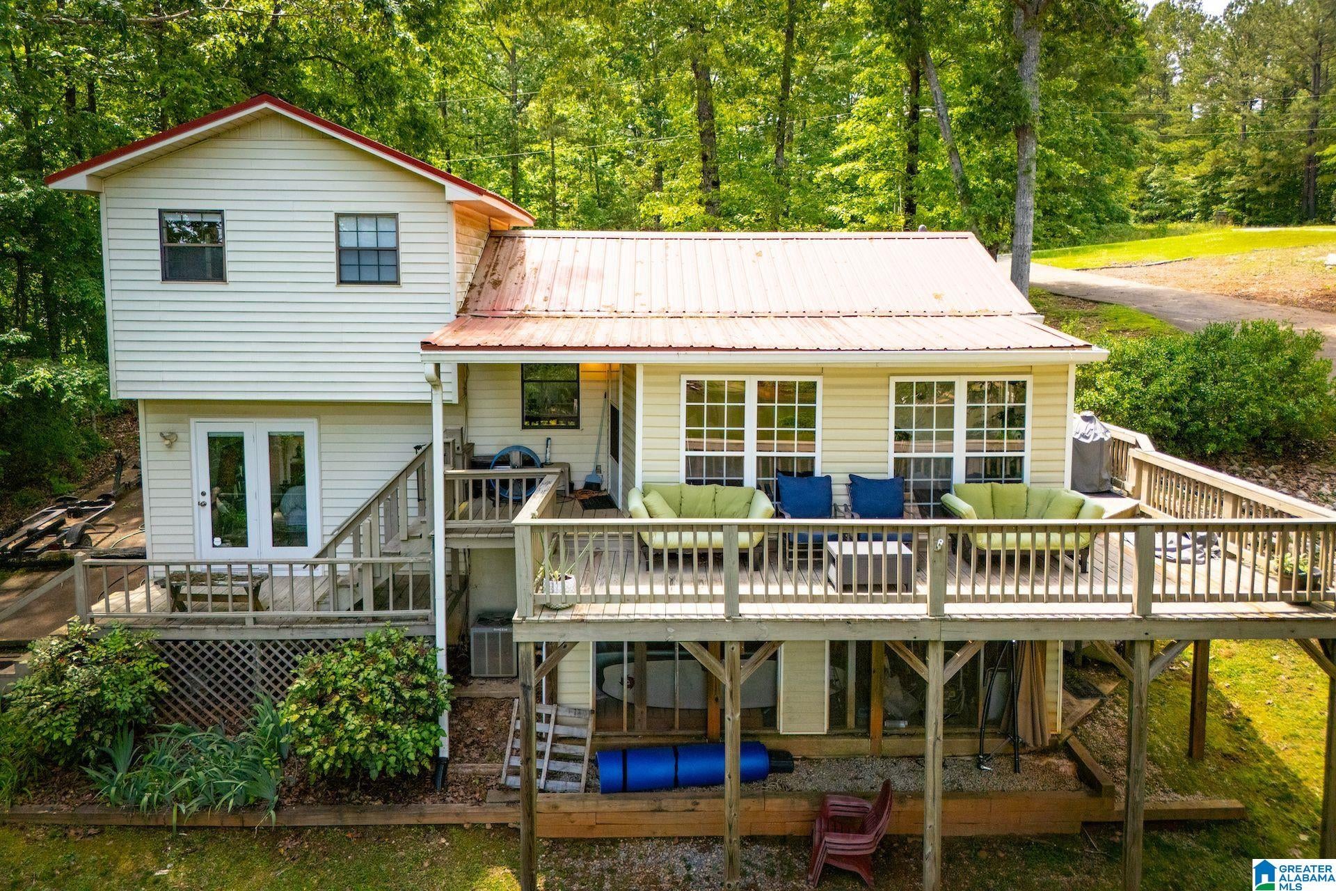 327 County Road 4315 — photo