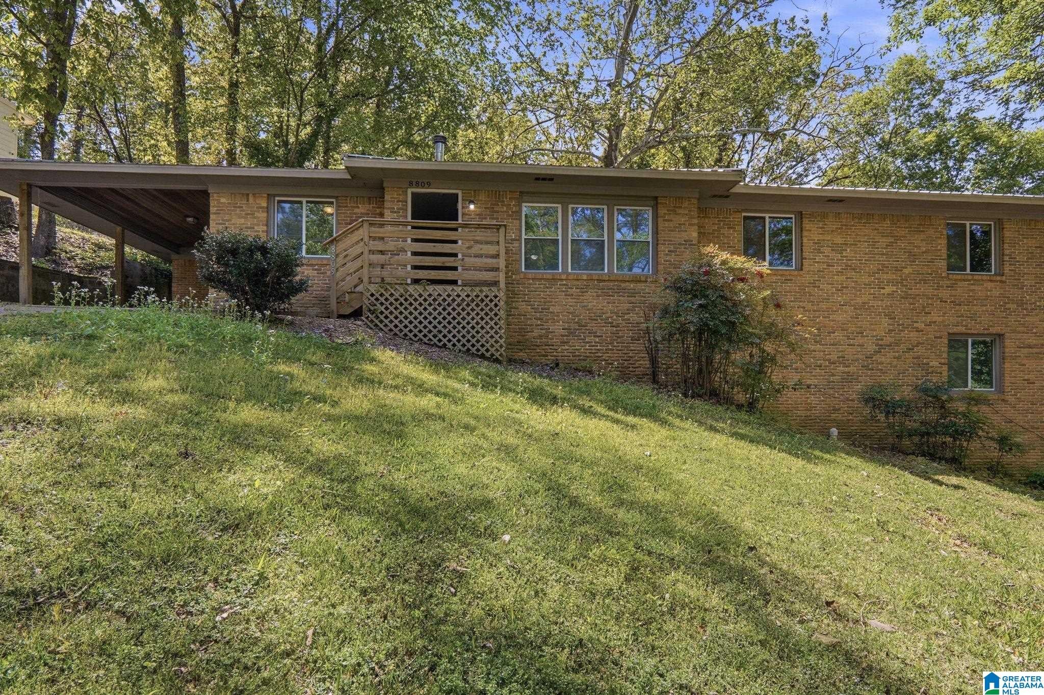 8809 Valleybrook Road — photo