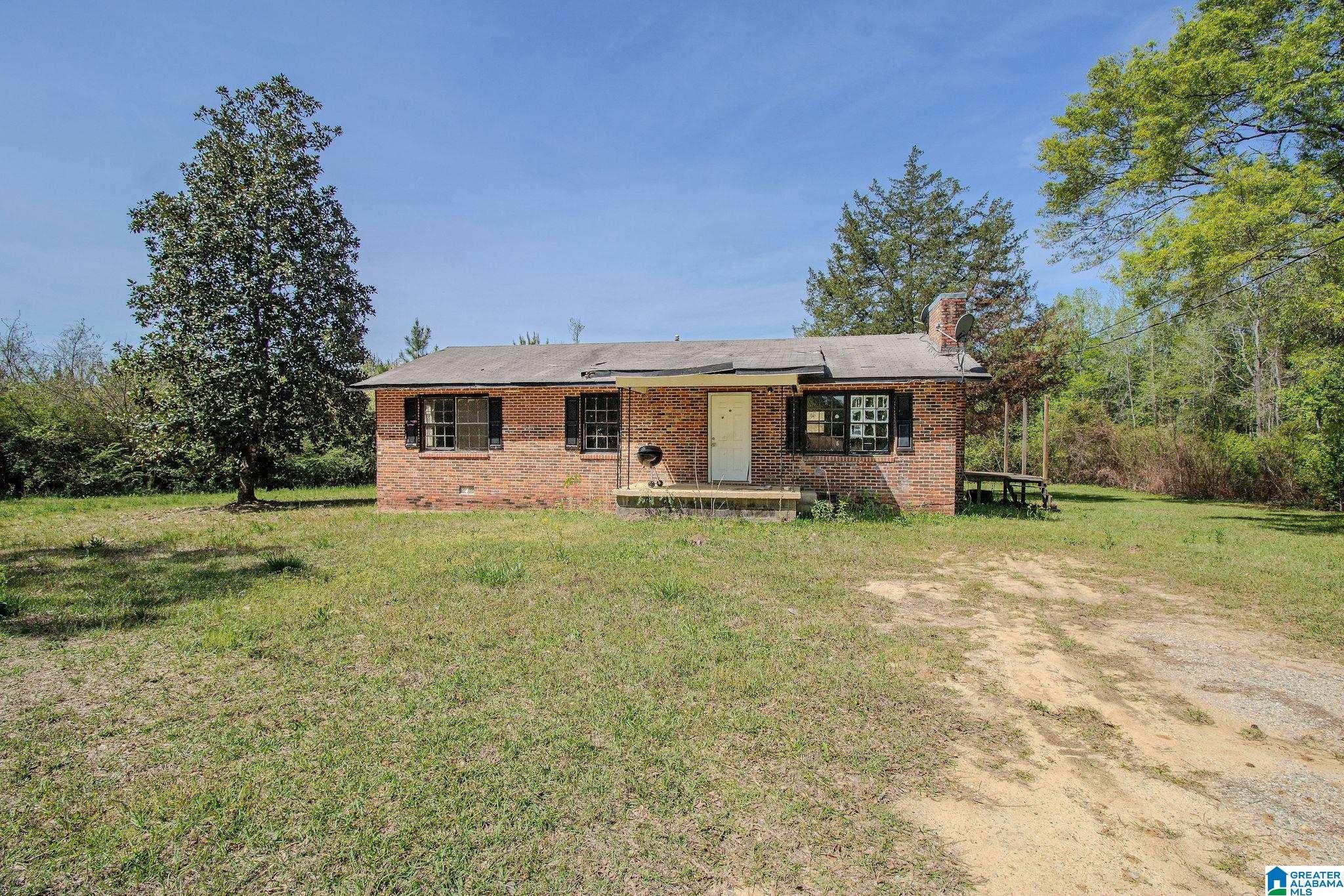 1111 Silver Run Road — photo