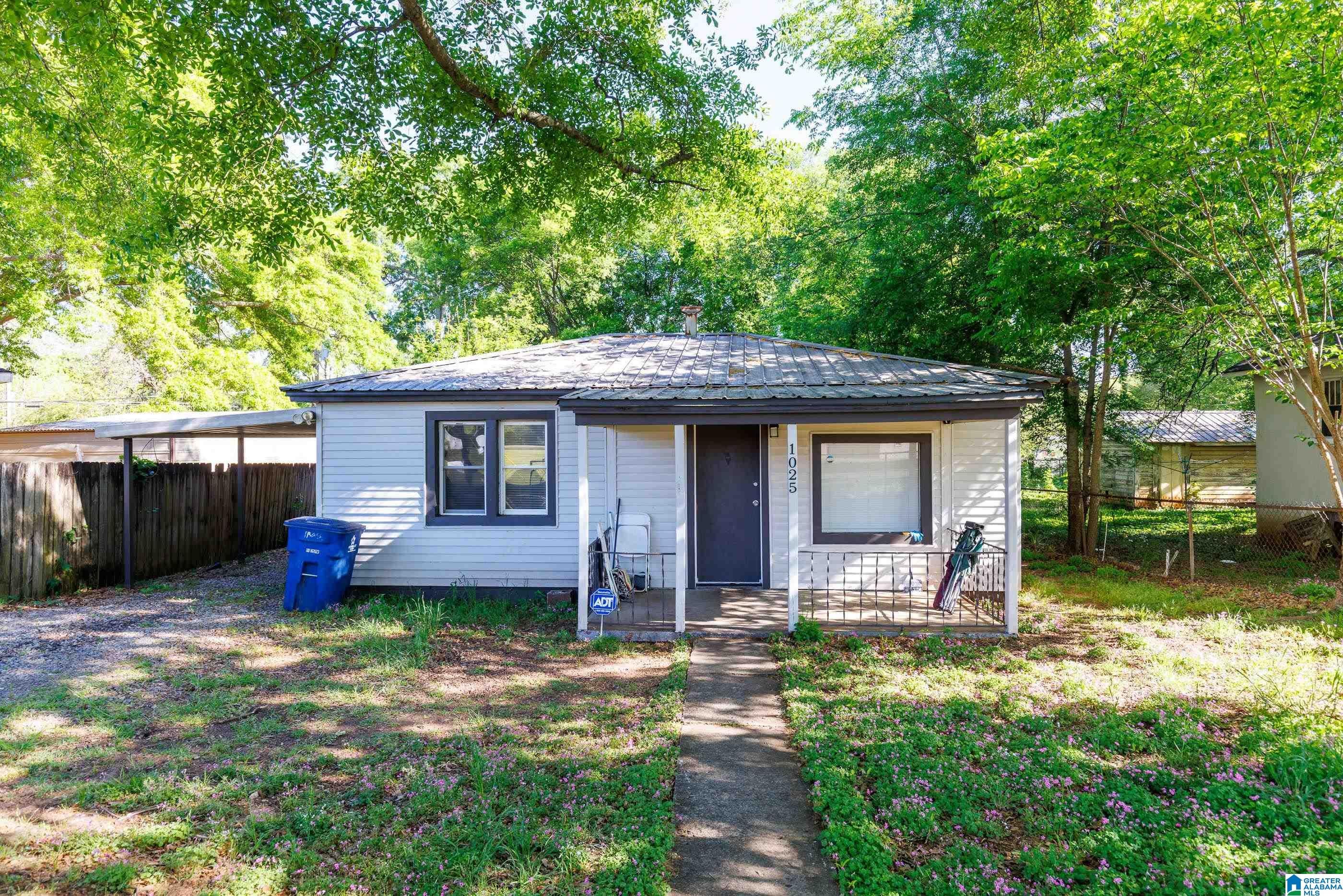 1025 Cherry Street — photo