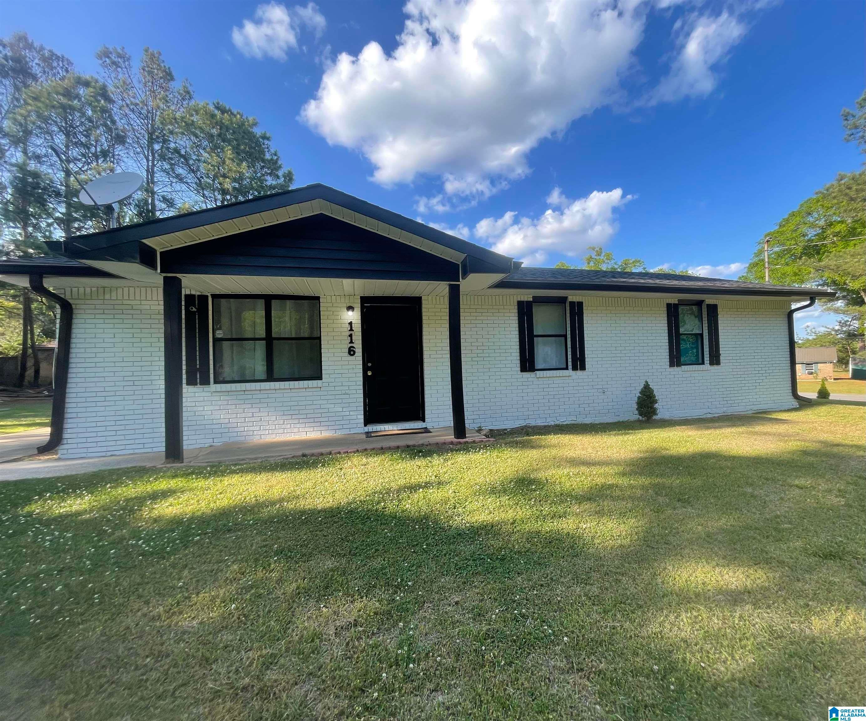 116 Randall Circle — photo