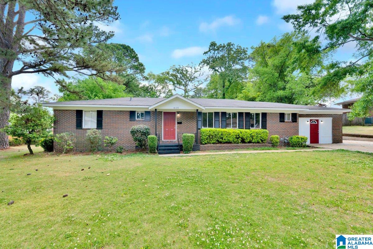 615 Willowbrook Road — photo