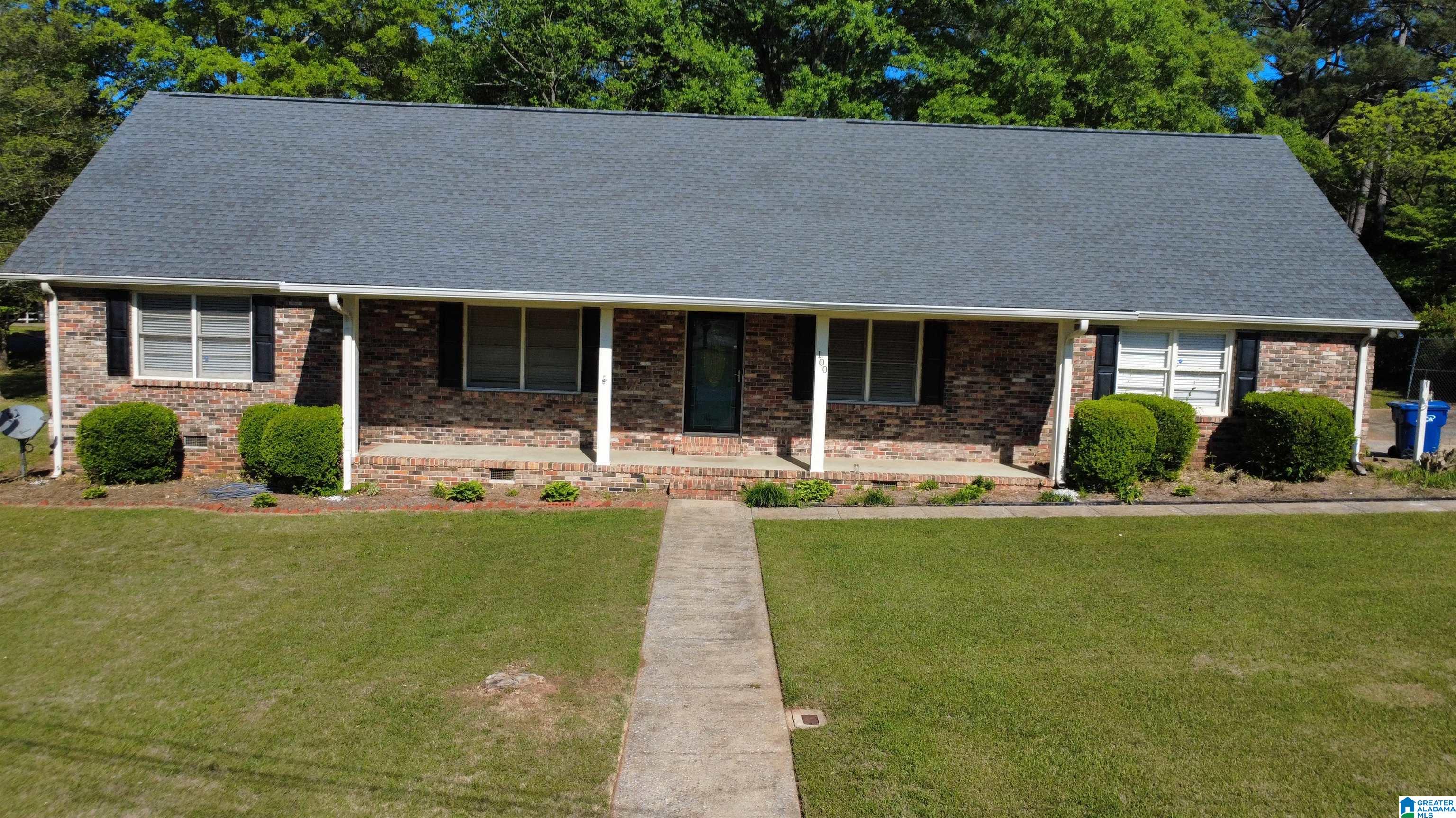 100 Hilltop Circle — photo