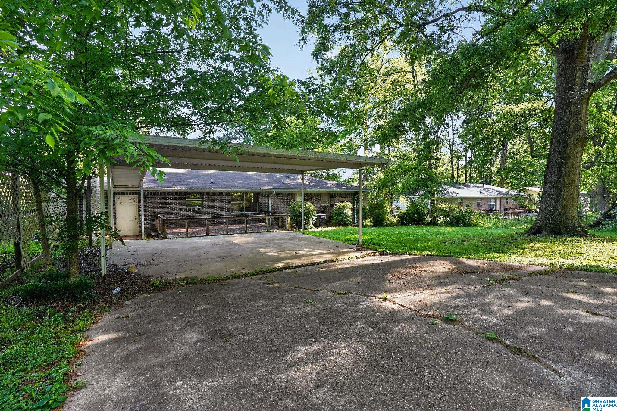 3322 Bonds Avenue — photo