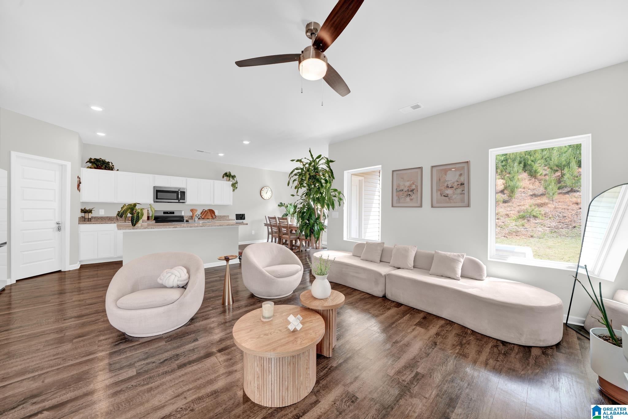 8808 Rockhampton Drive — photo