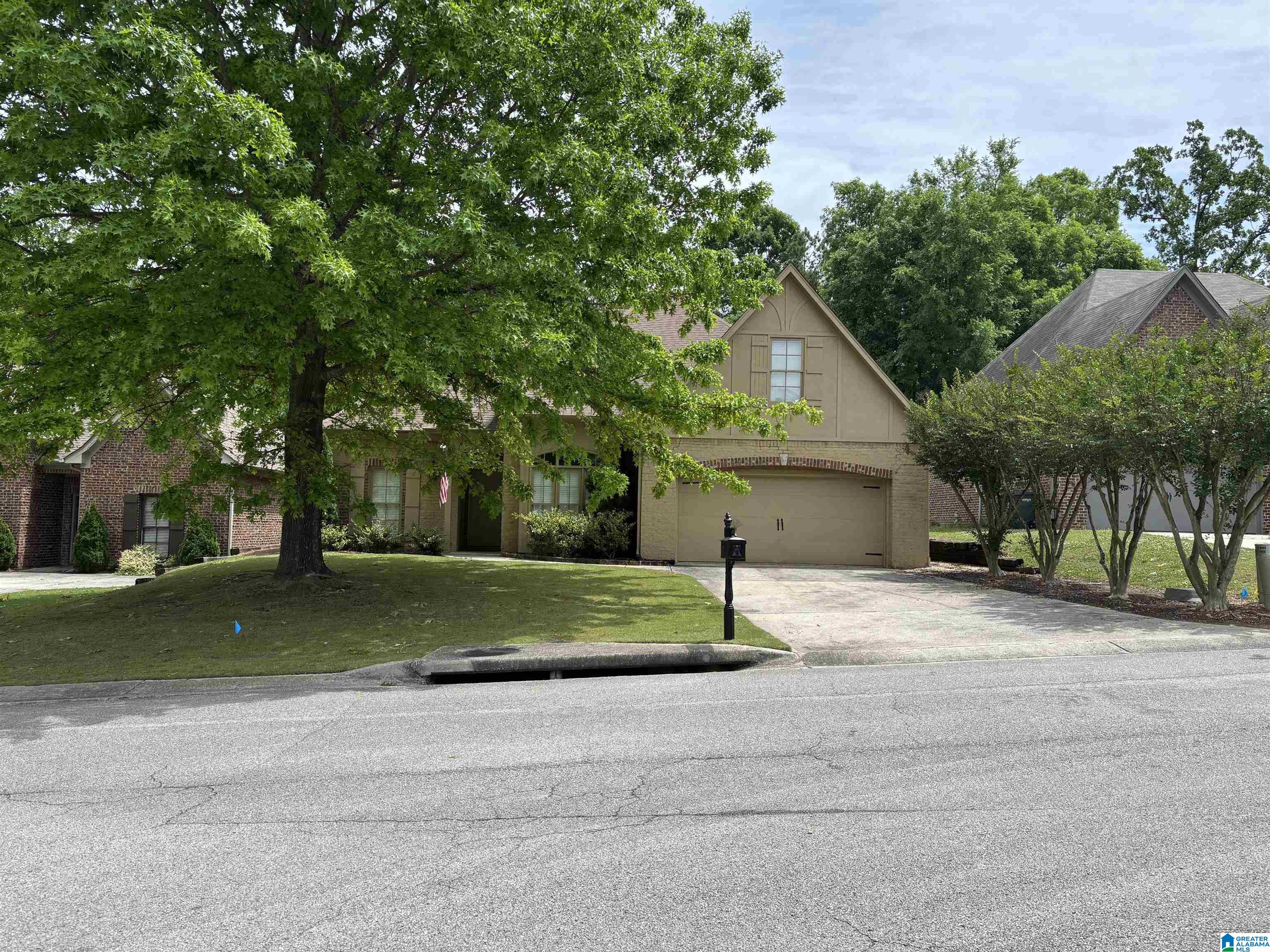 604 Talon Trace — photo