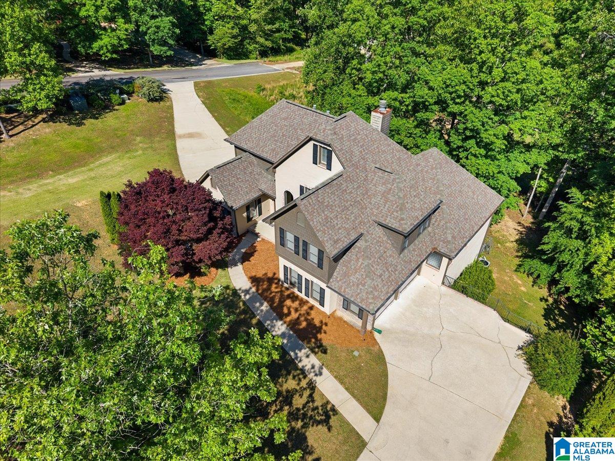 707 Saint Andrews Parkway — photo