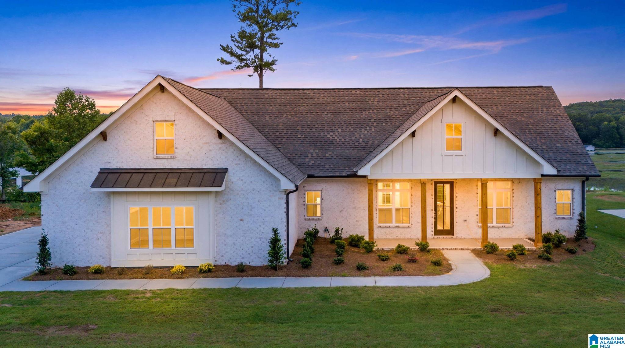 372 Lake Creek Drive — photo