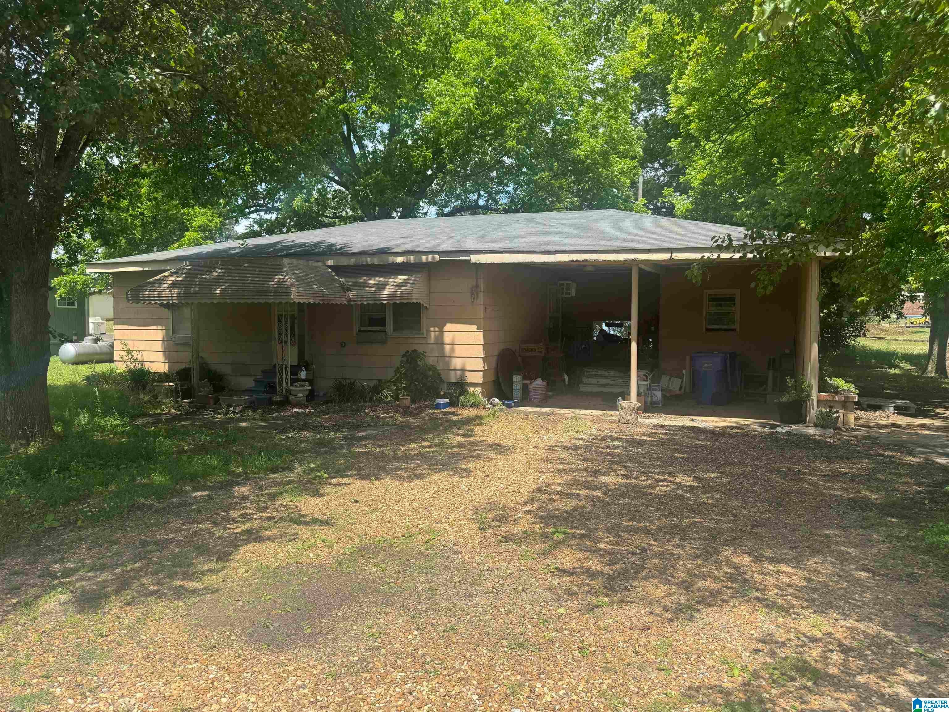 904 E Ladiga Street — photo