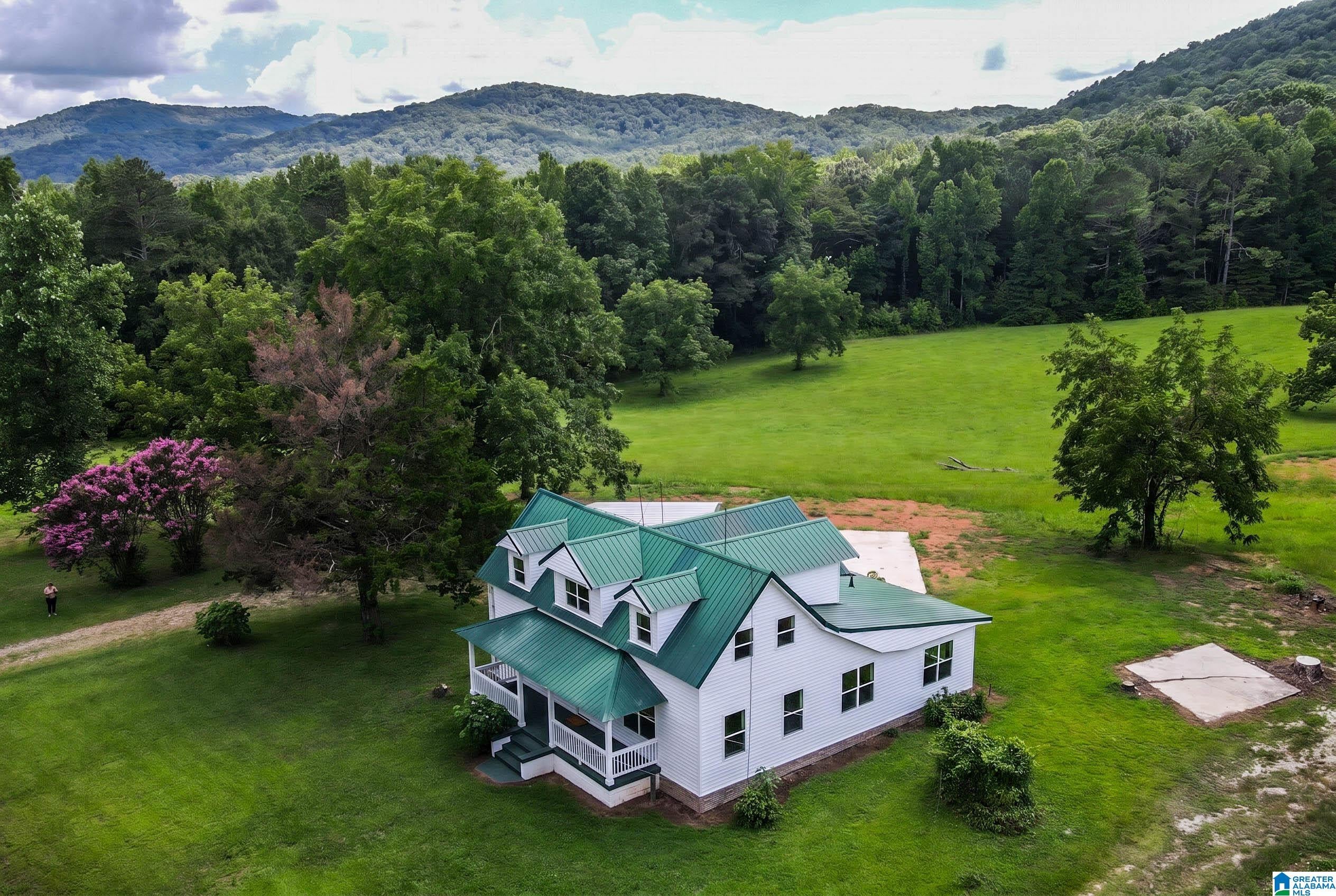 333 Hollingsworth Road — photo