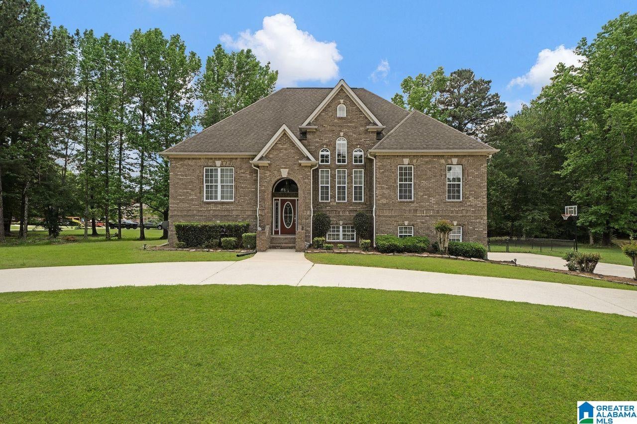 8520 Hidden Creek Drive — photo
