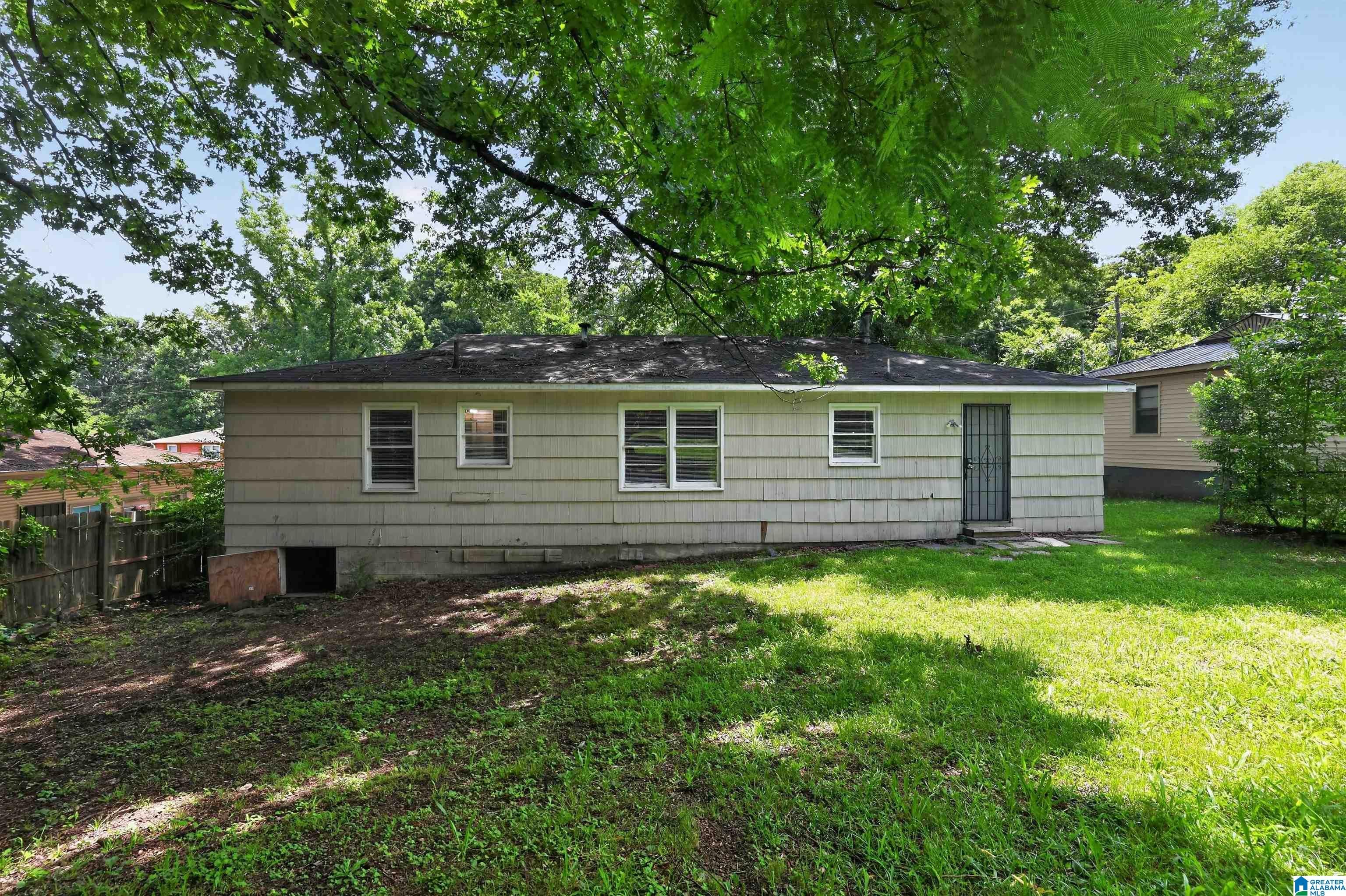104 Lawson Drive — photo