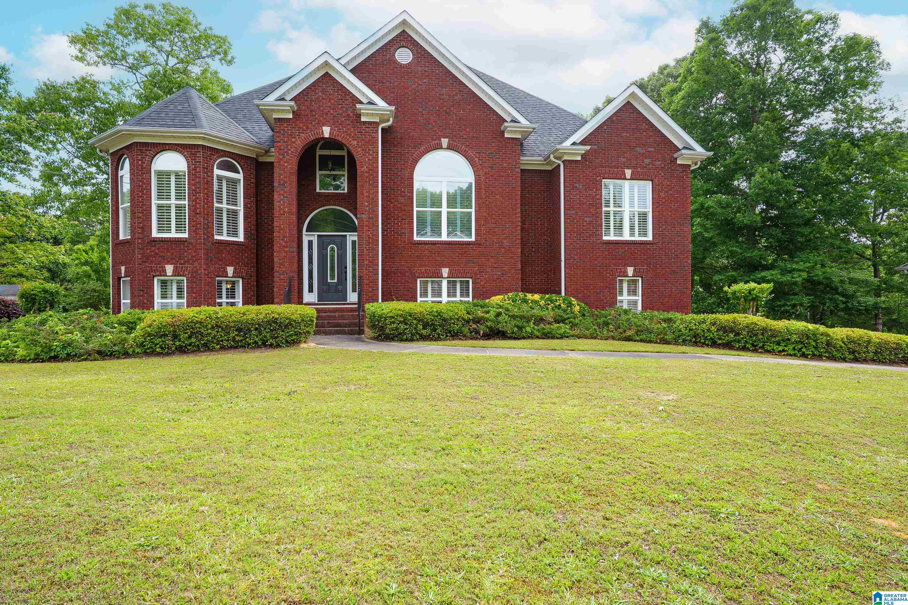 2399 Hemlock Drive — photo