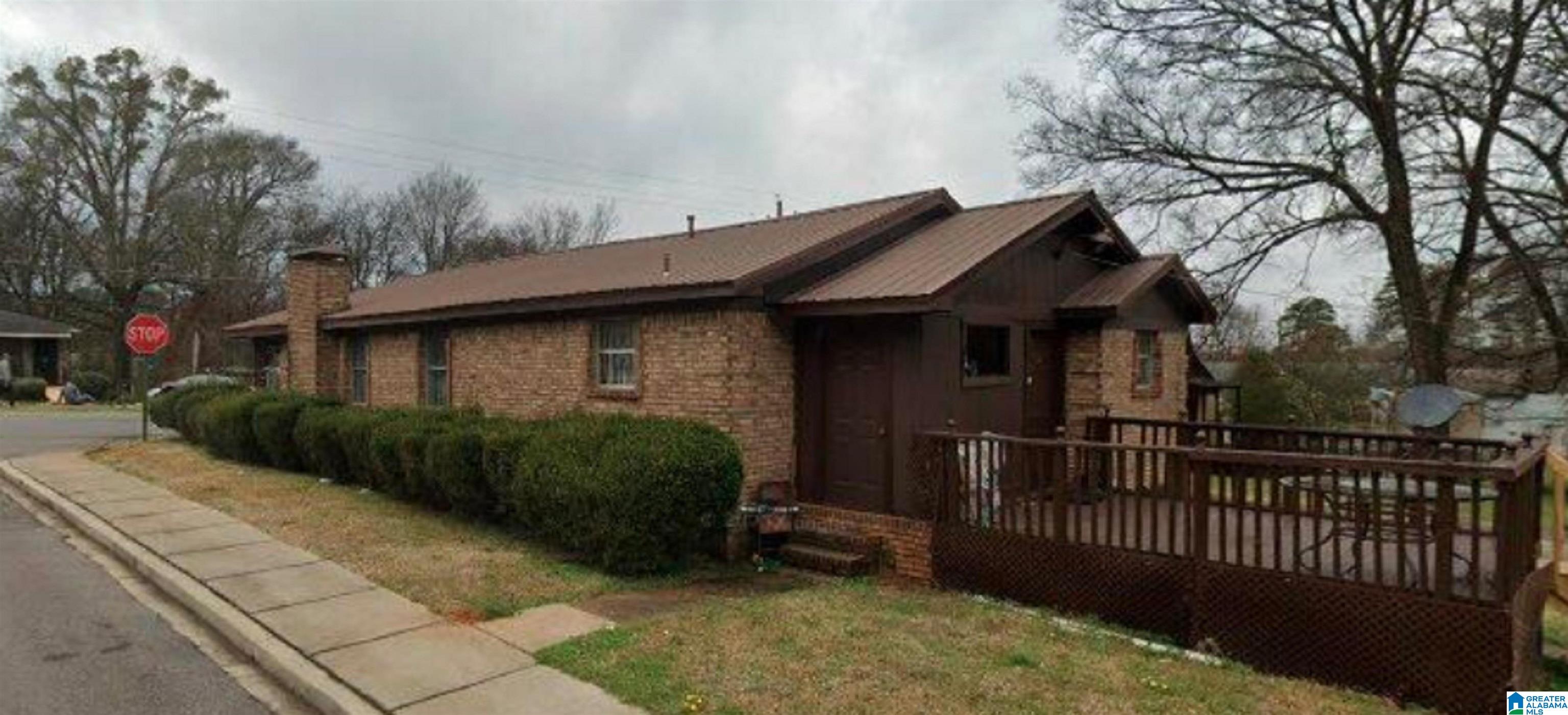 2237 Ishkooda Road SW — photo