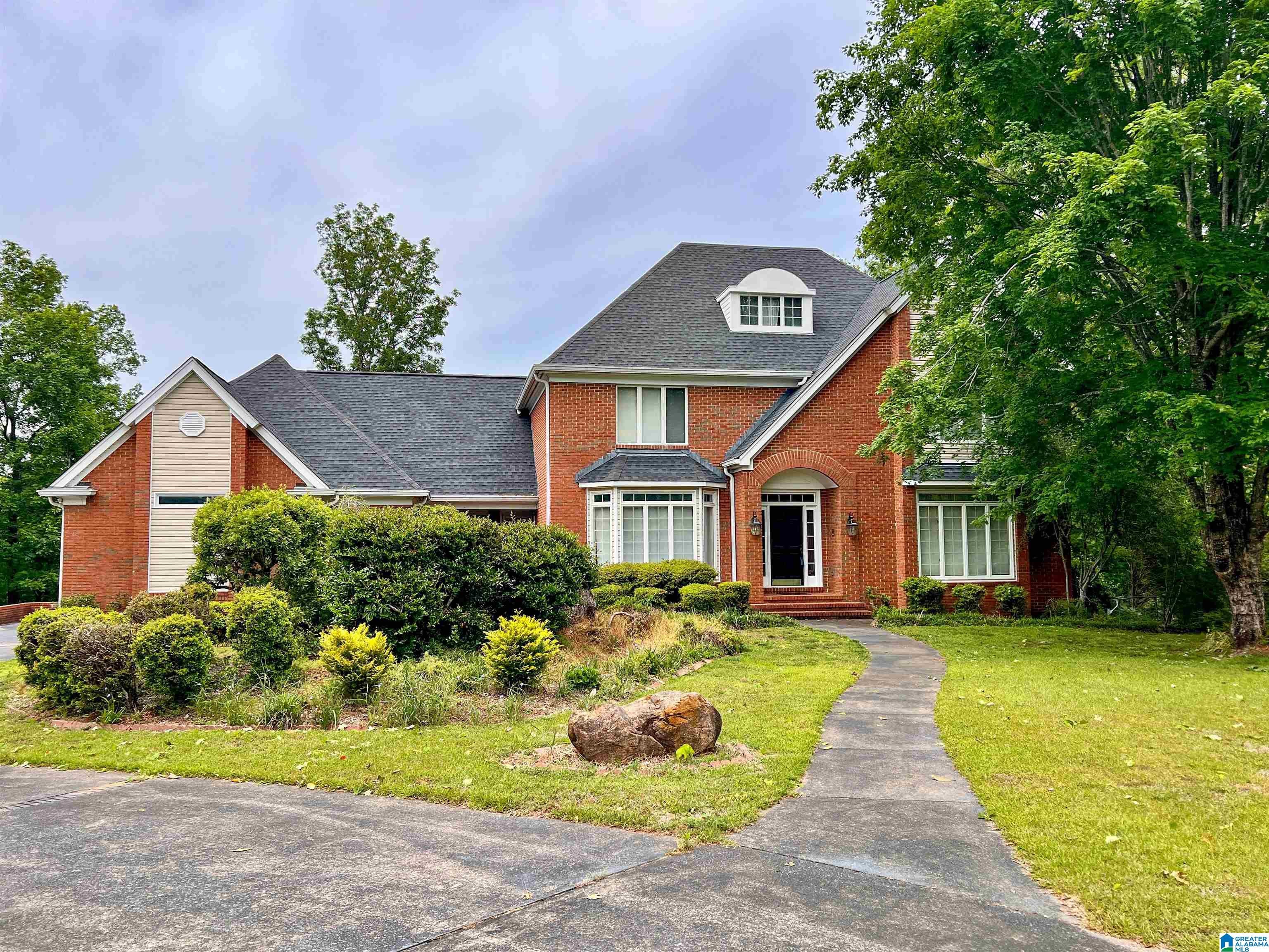 714 Hillyer High Road — photo