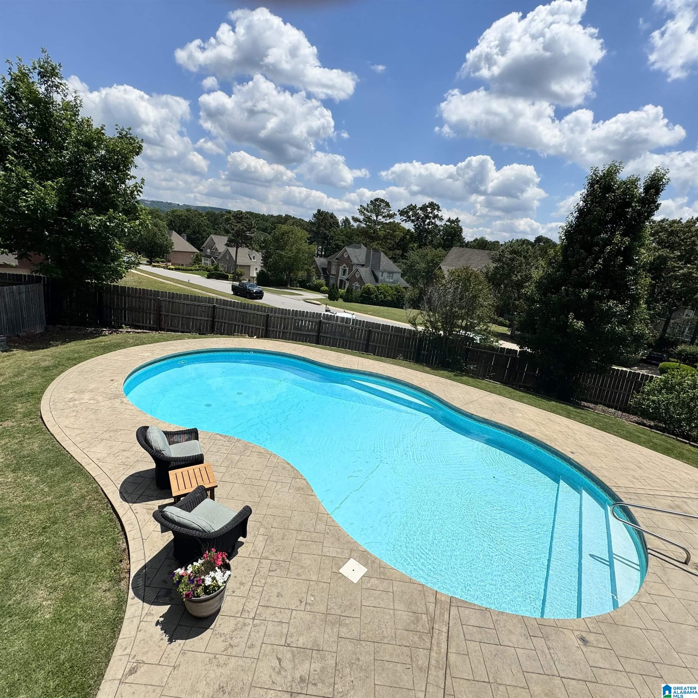 4136 Kesteven Drive — photo