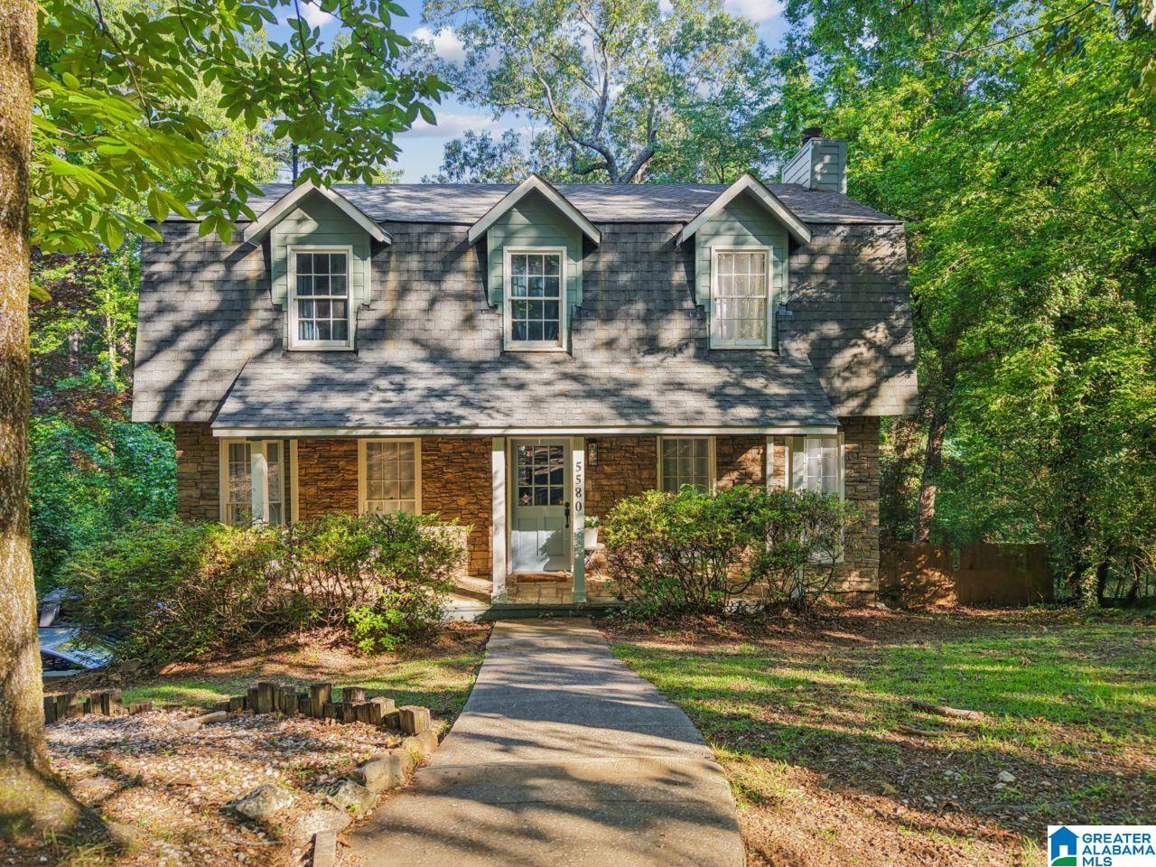 5580 Surrey Lane — photo