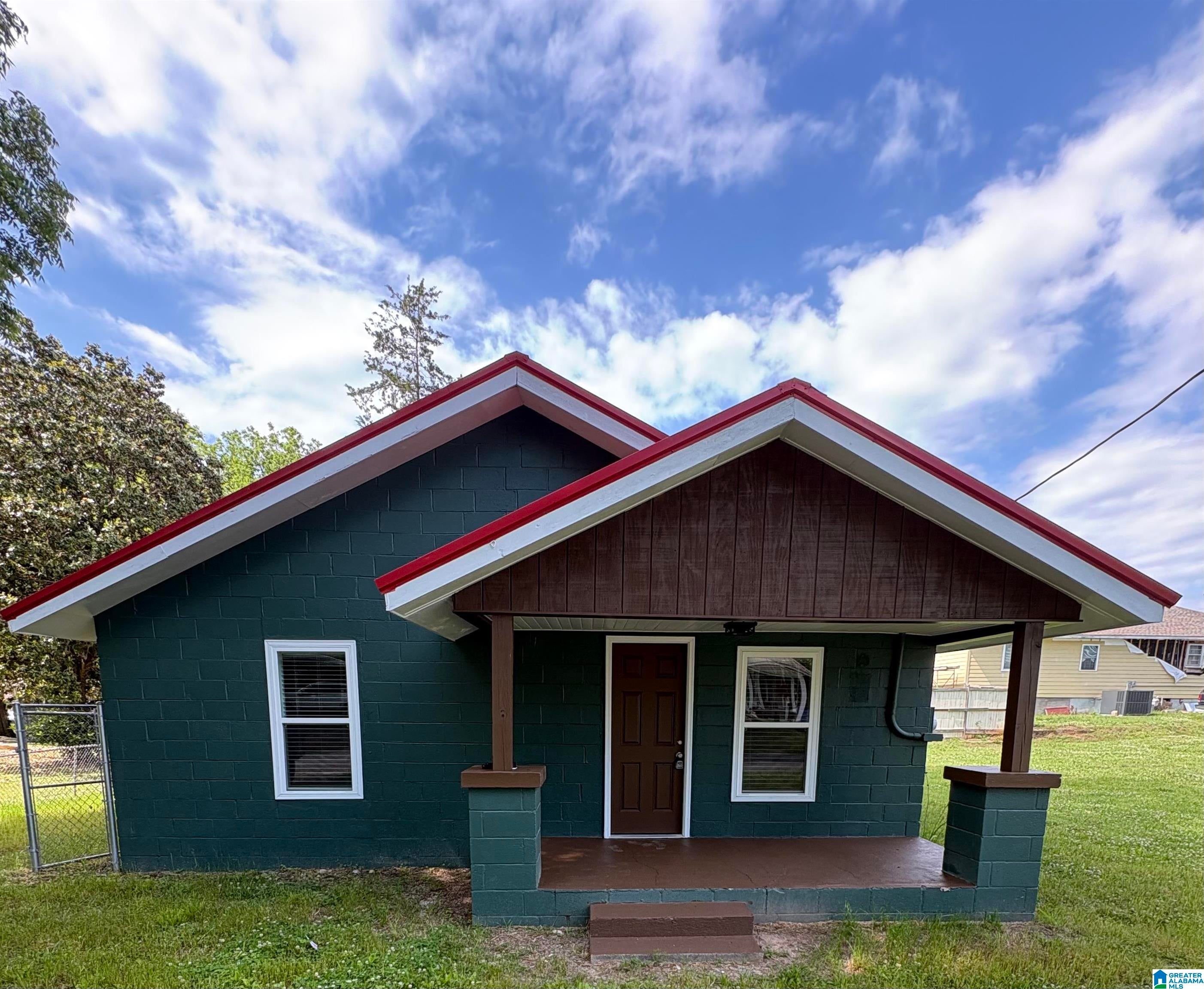 504 W Alabama Street — photo