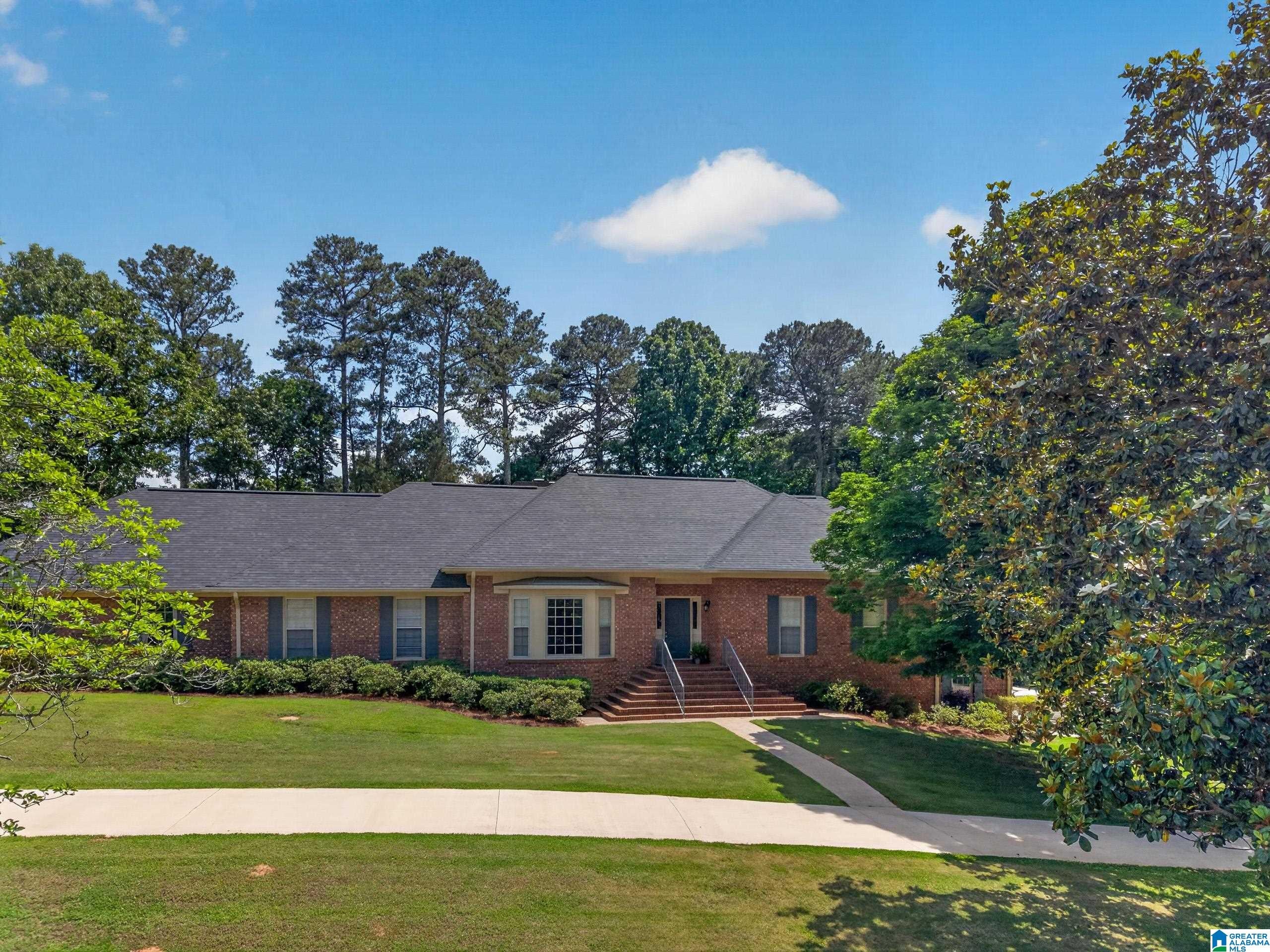 360 Kelly Lynn Drive — photo