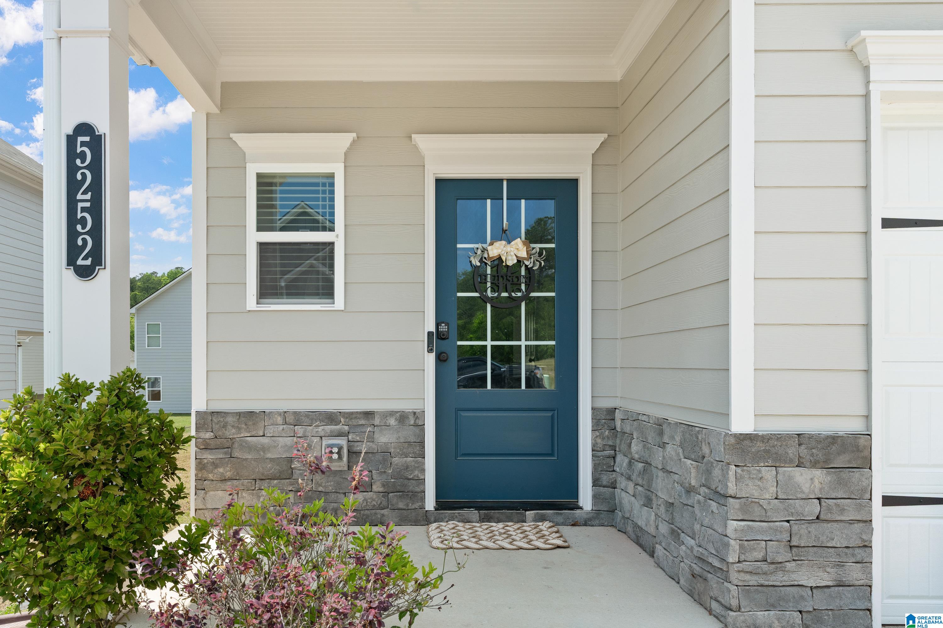 5252 Cedar Ridge Road — photo