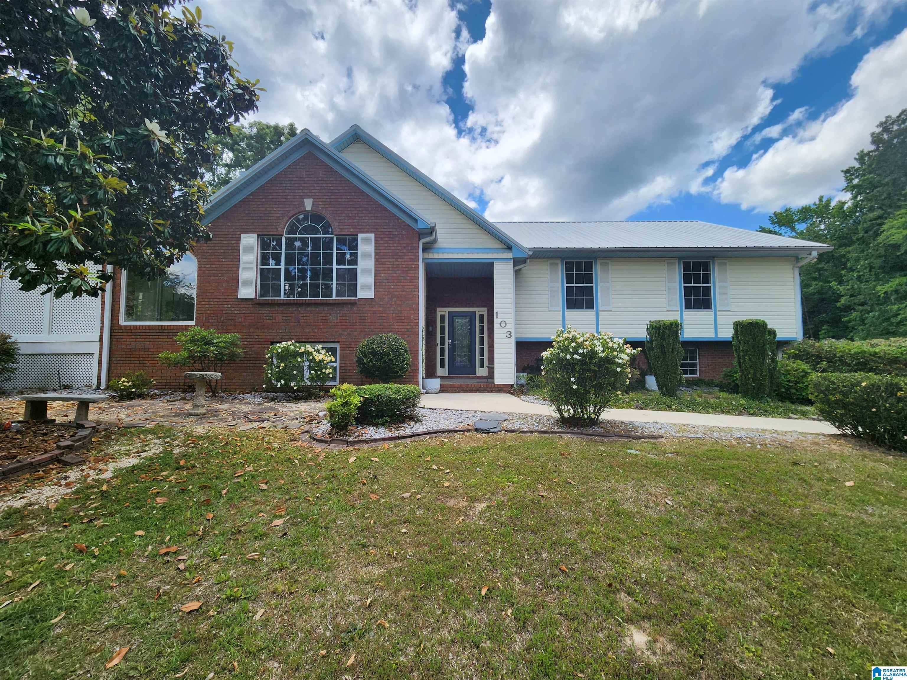 103 Washington Lane — photo