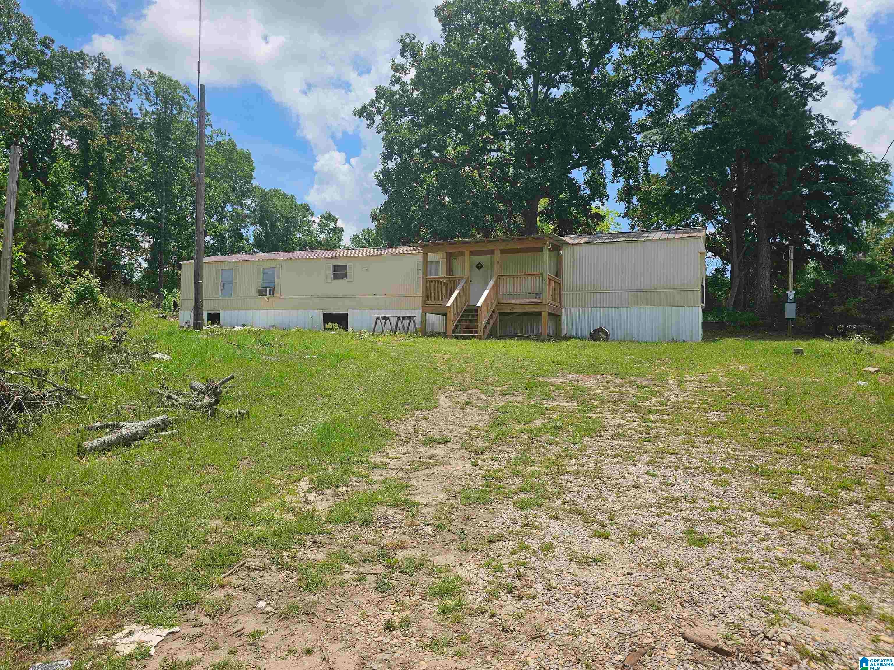 686 County Road 121 — photo