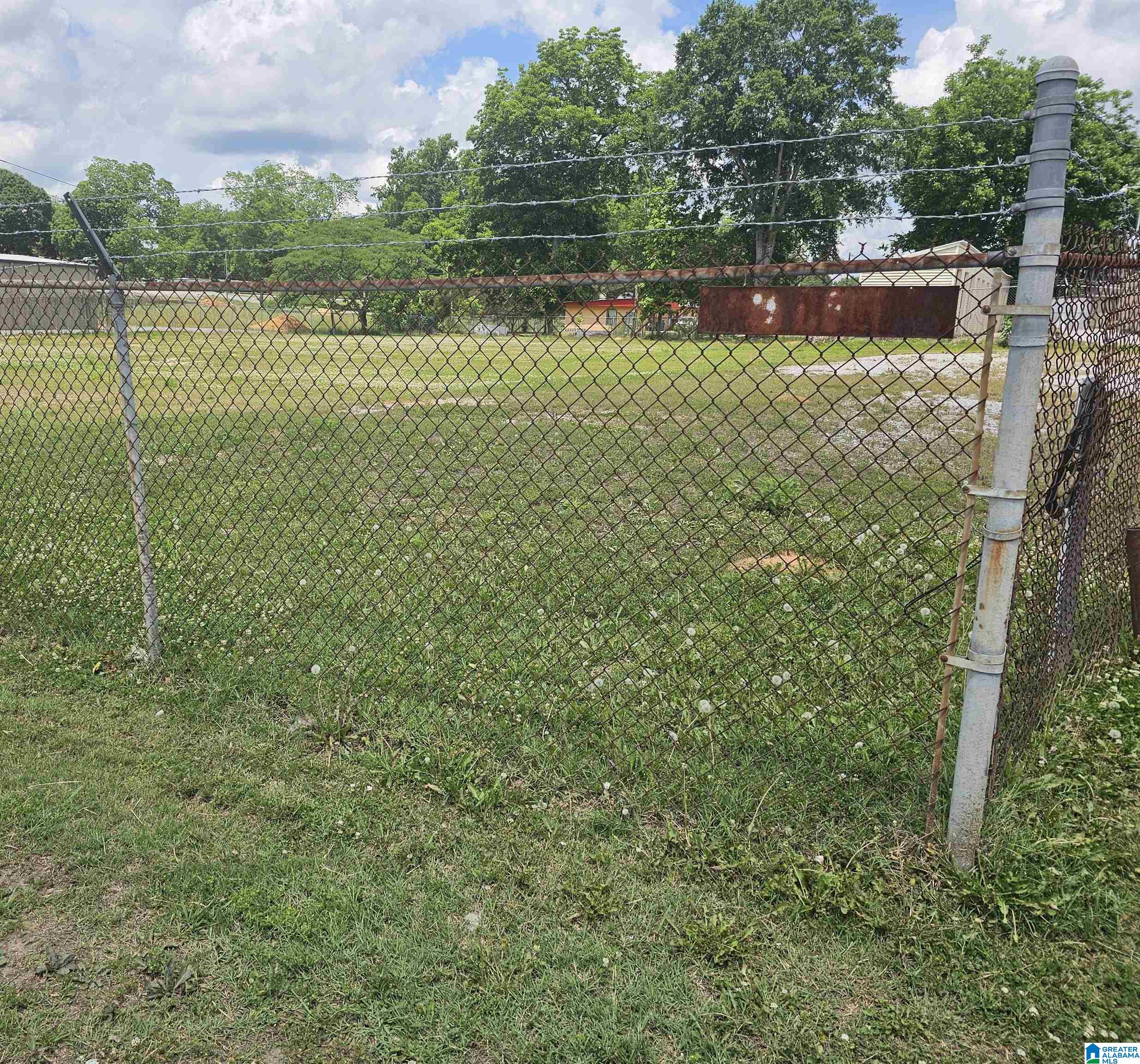 24851 US Highway 31 — photo