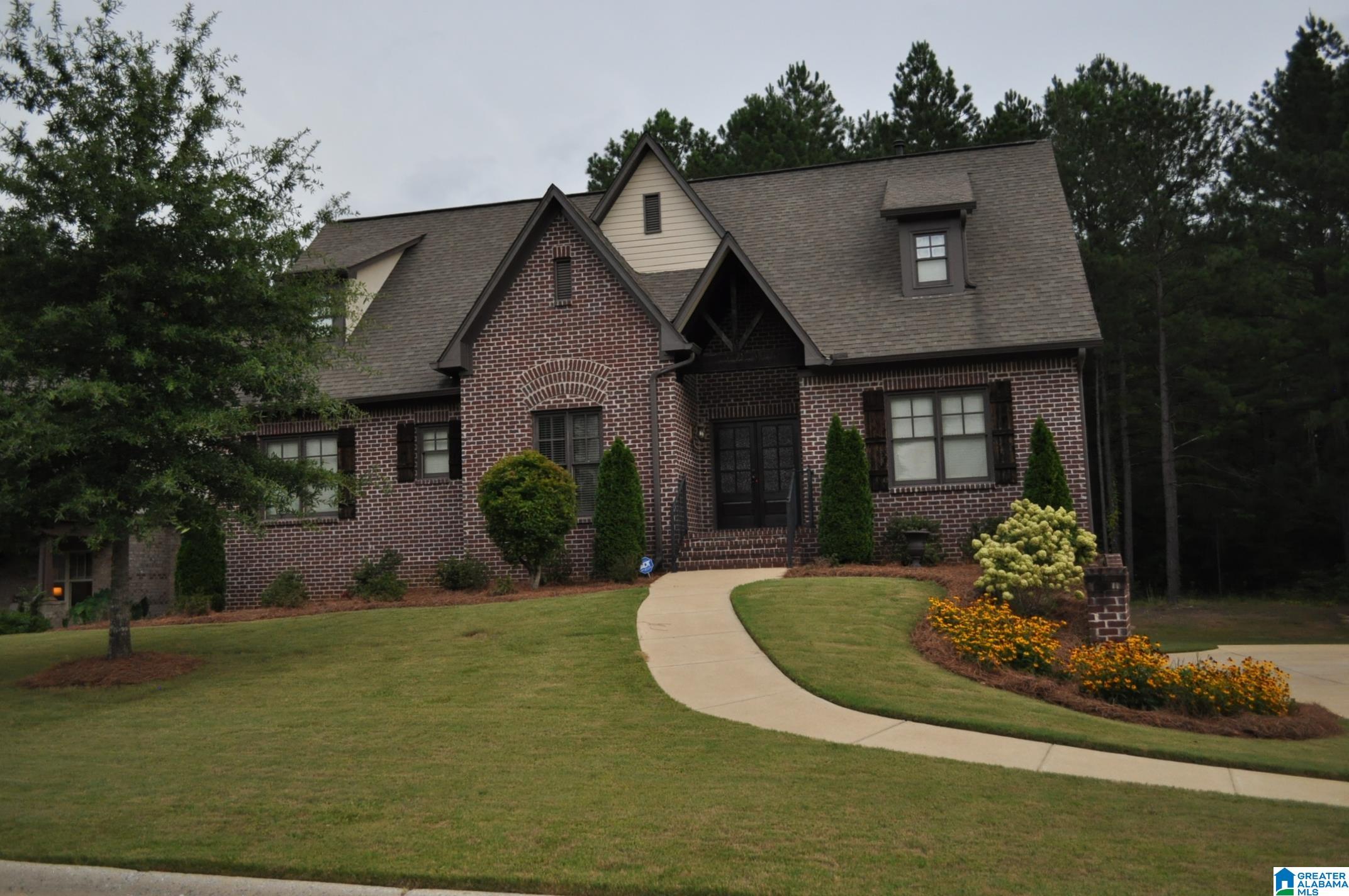 1102 Dunsmore Drive — photo
